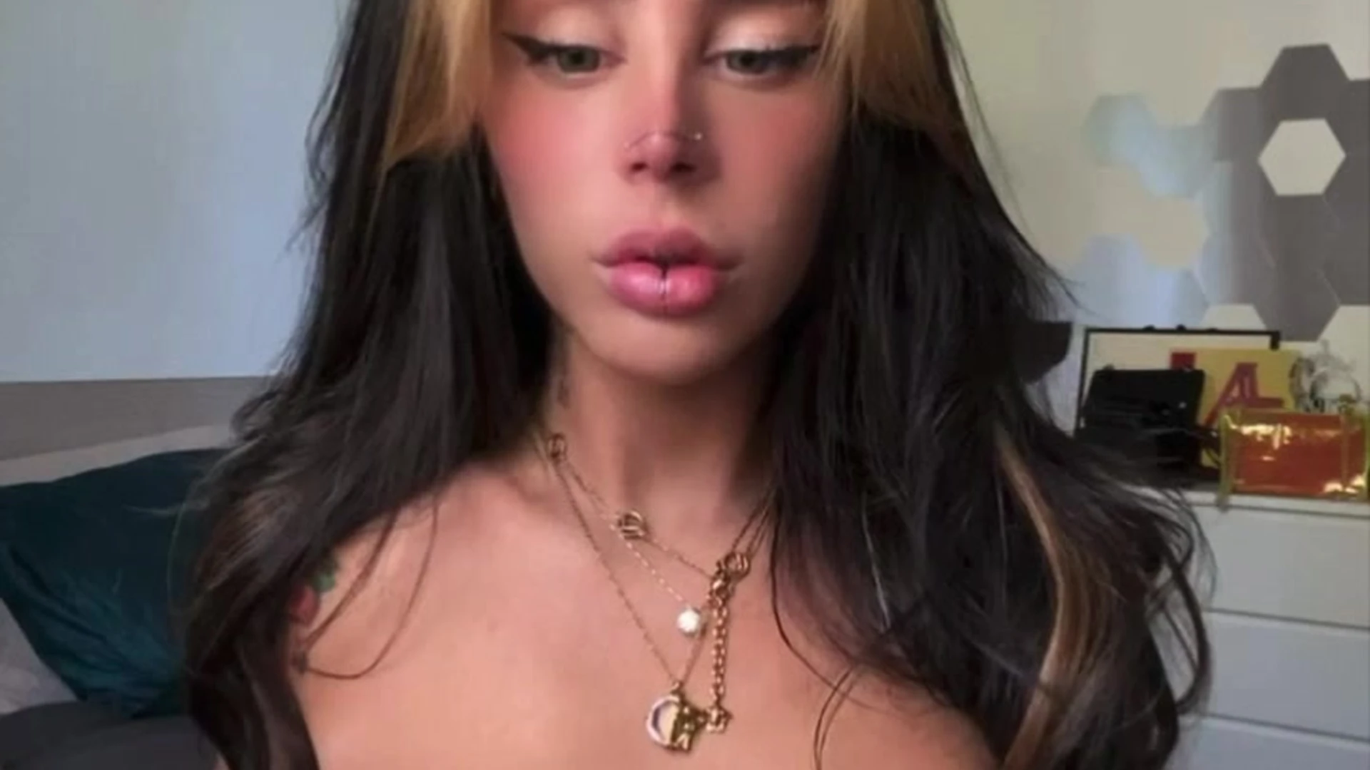 Epic cute fake boobs Alex Mucci Nude OF