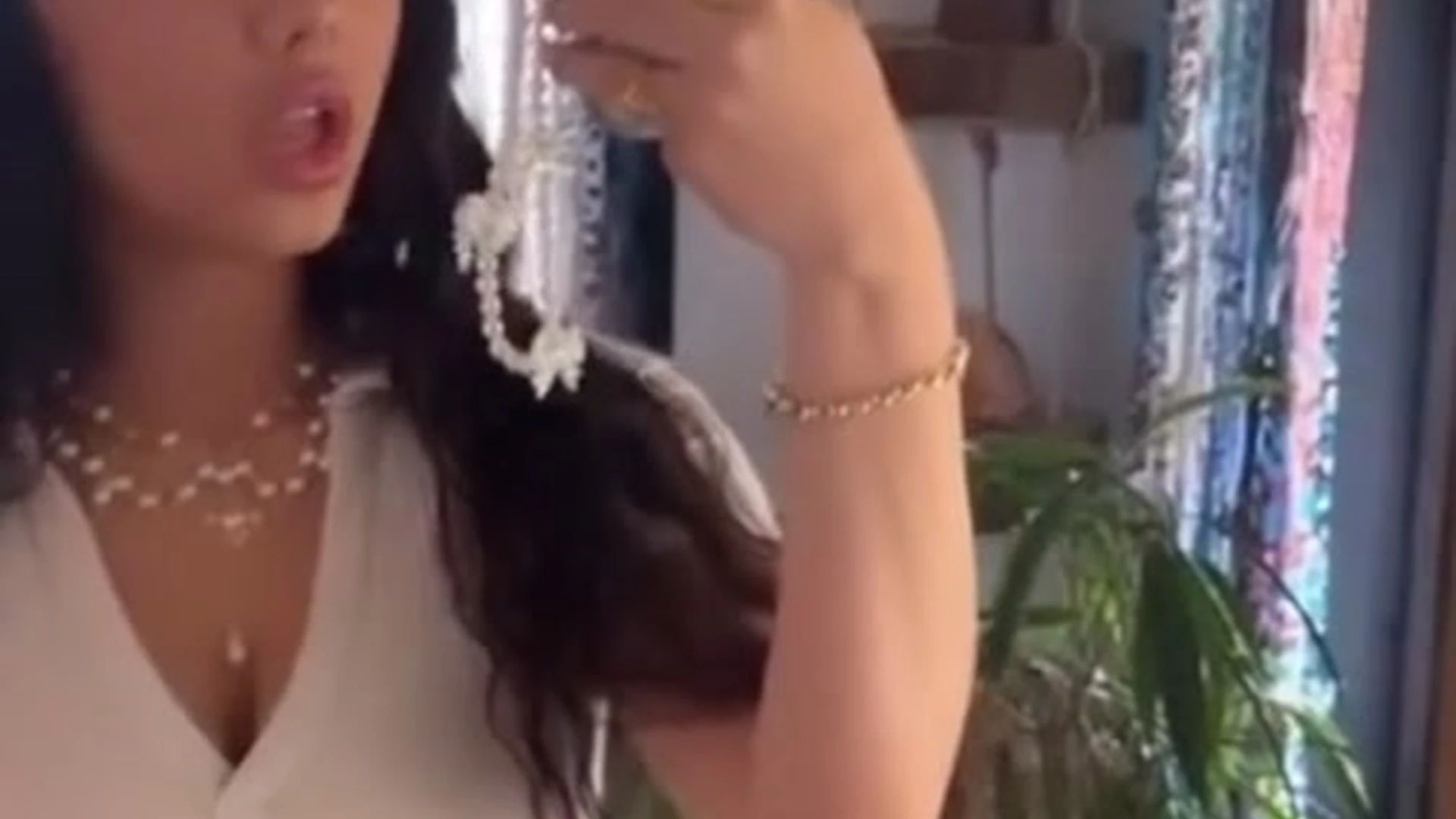 dirty sucking brunette Layla Adeline leaked only fans