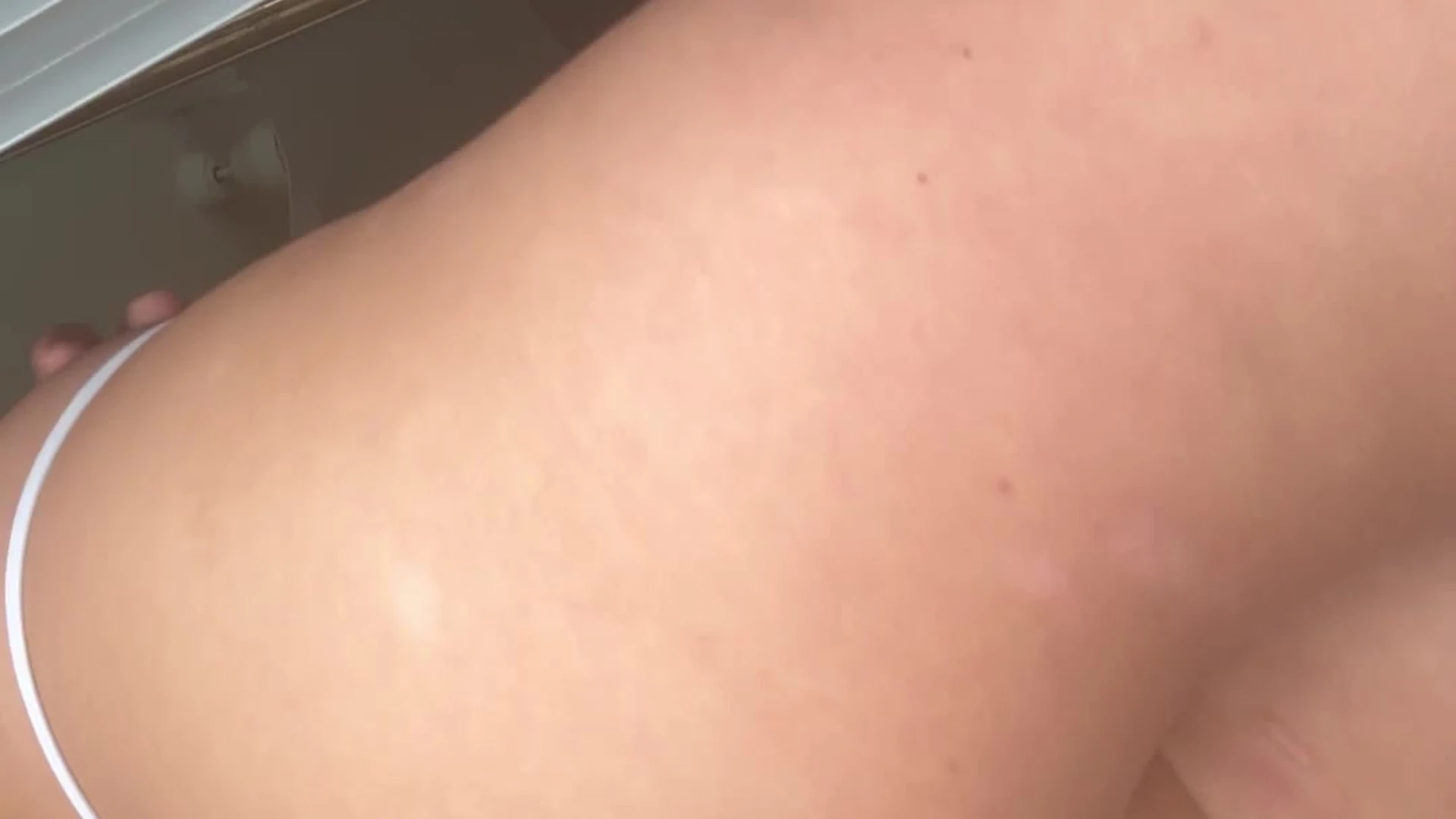 OF GIRL Dripping natural boobs ellaalexandraxo Fansly