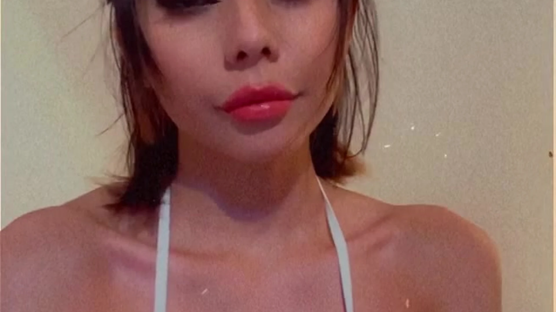 attractive petite nekob0icarti leaks Sensational