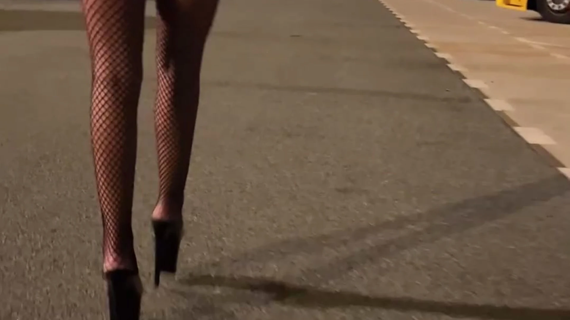 Confident  small butt angela doll bj PRIVATE