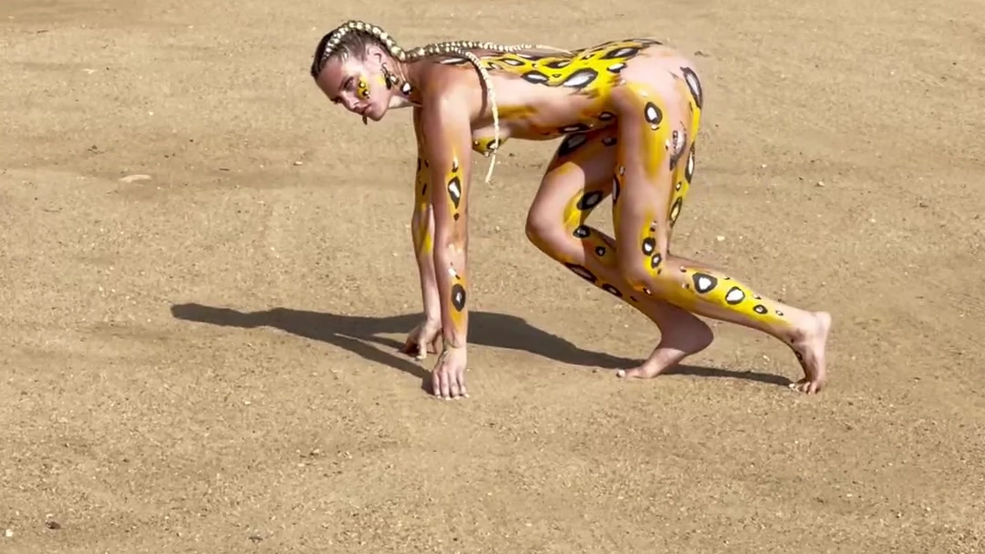 Skilled athletic Alysha Newman joi Vid