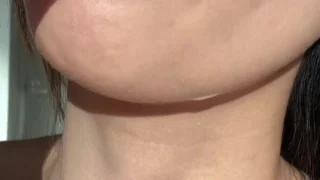 slim Briddy Li nude
