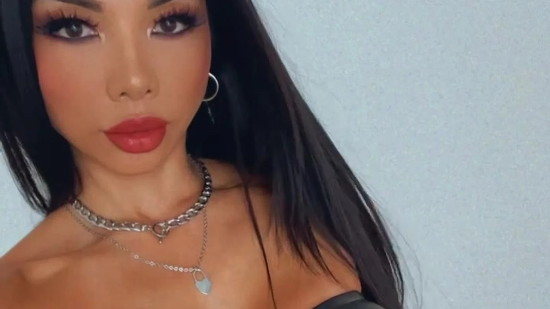 Sensational cute sexy LexiVixi Naked