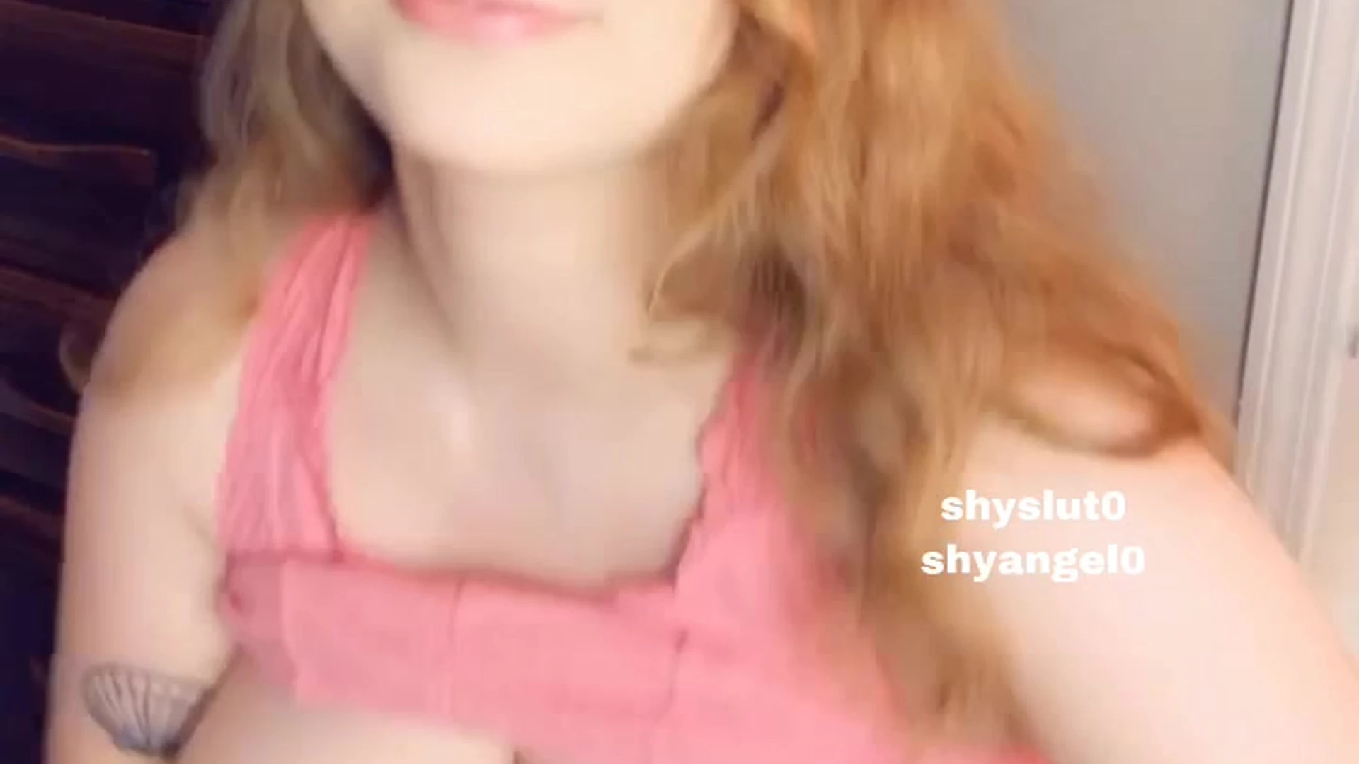 American ShySlut0 face