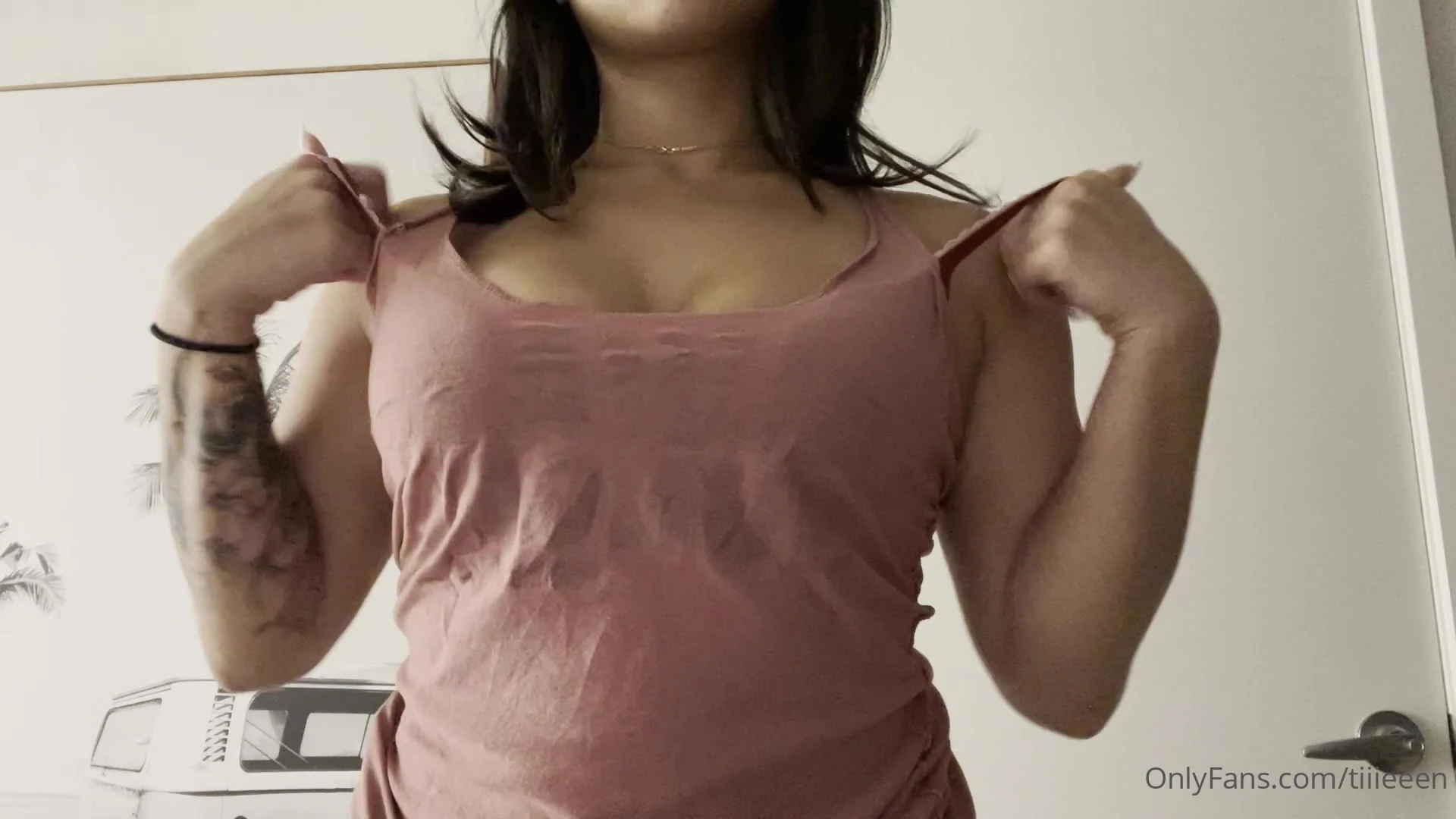 Exposed whore curvy cattiiieeen blowjob