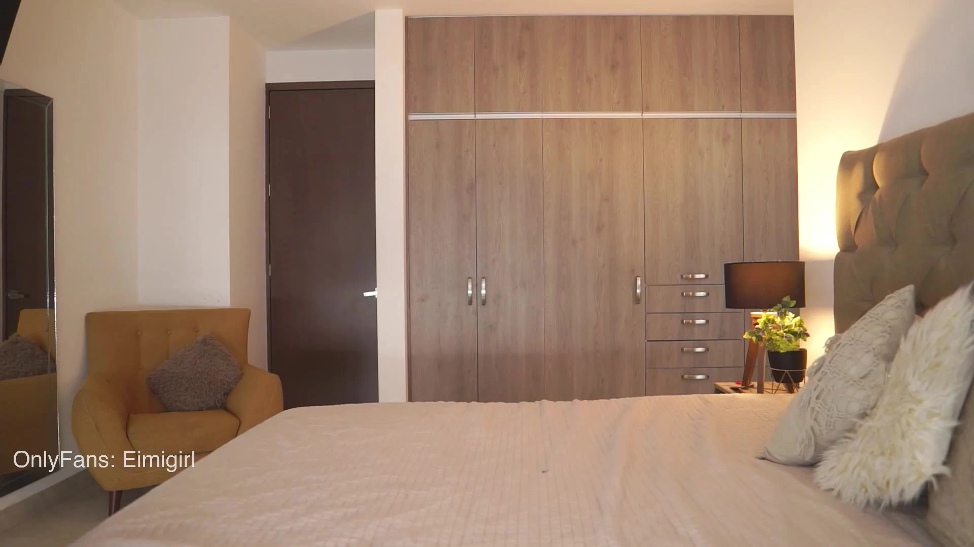 sexy small ass eimigirl onlyfans leak