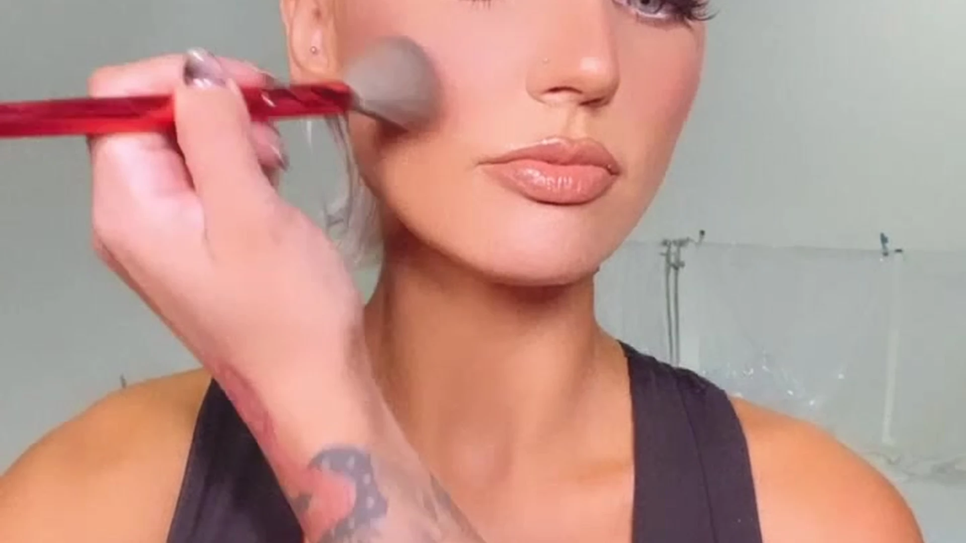 Sensational Confident  blonde Kenzie Taylor simpcity