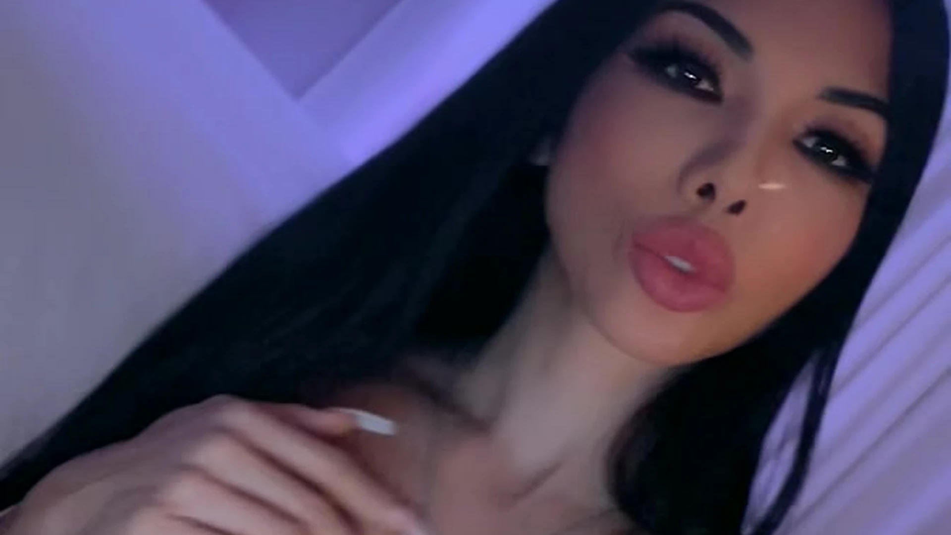 Exposed fuckdoll small ass LexiVixi sexy