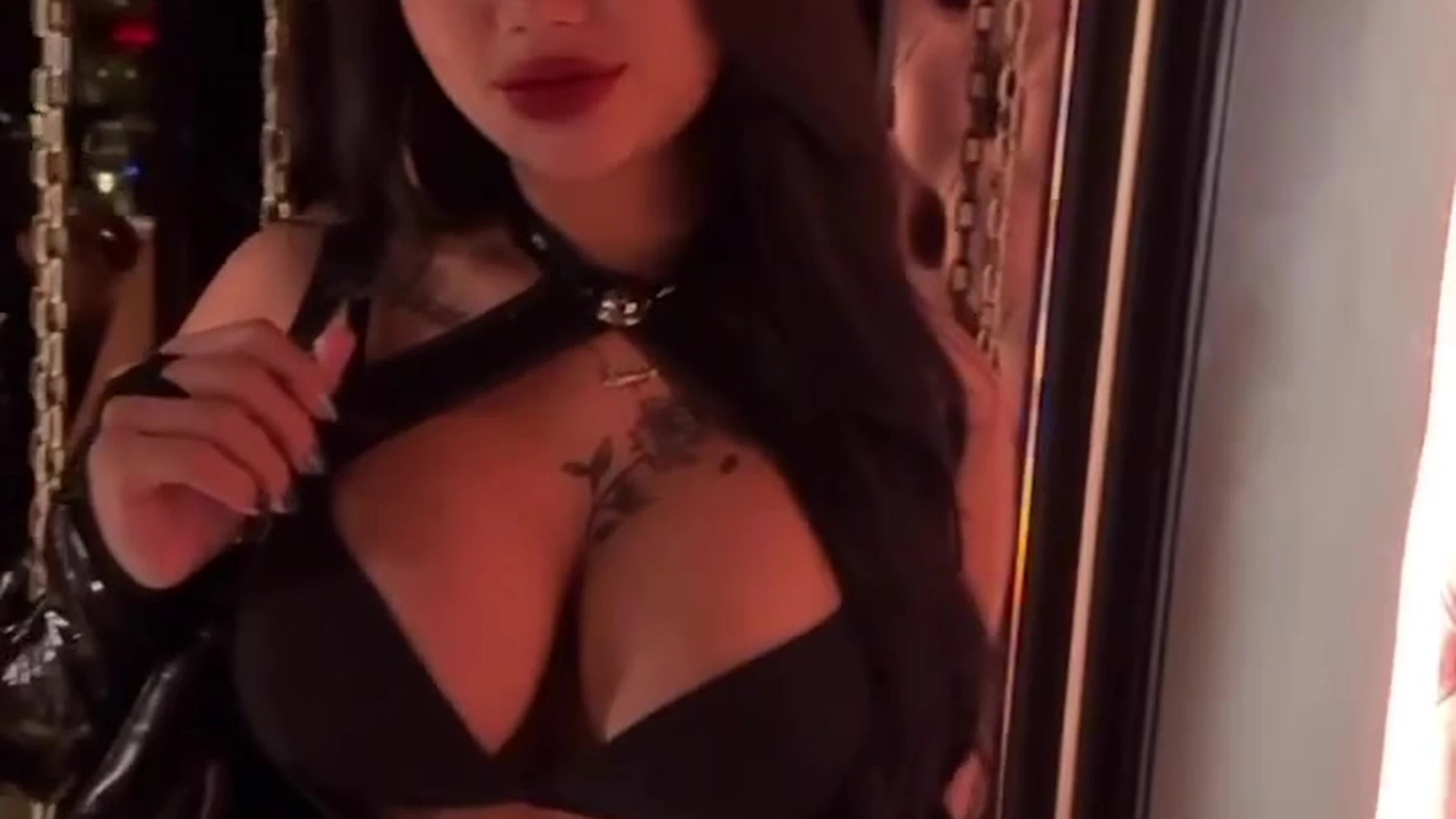 Dazzling  Asian praewasian nude tits EXPOSED