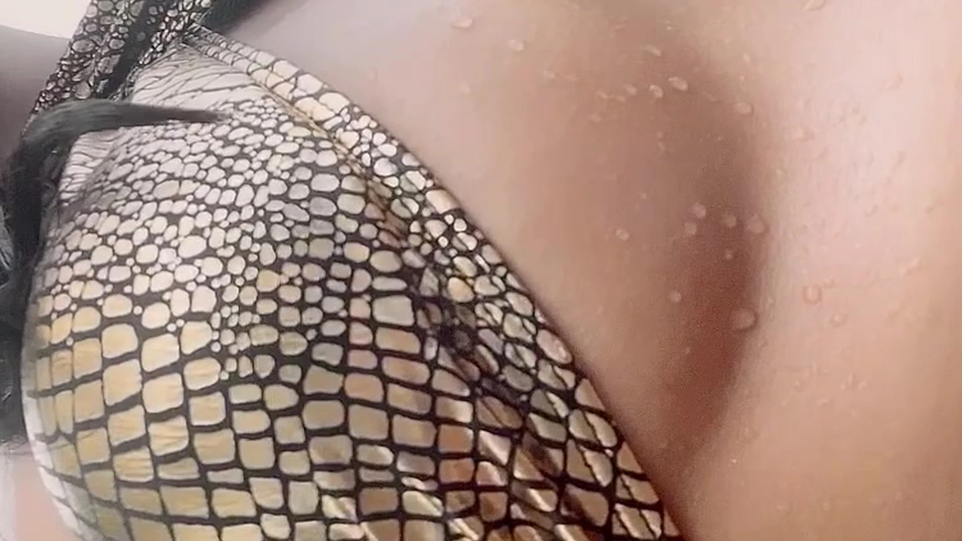 teen Sweating small ass Rose Melle nude ass