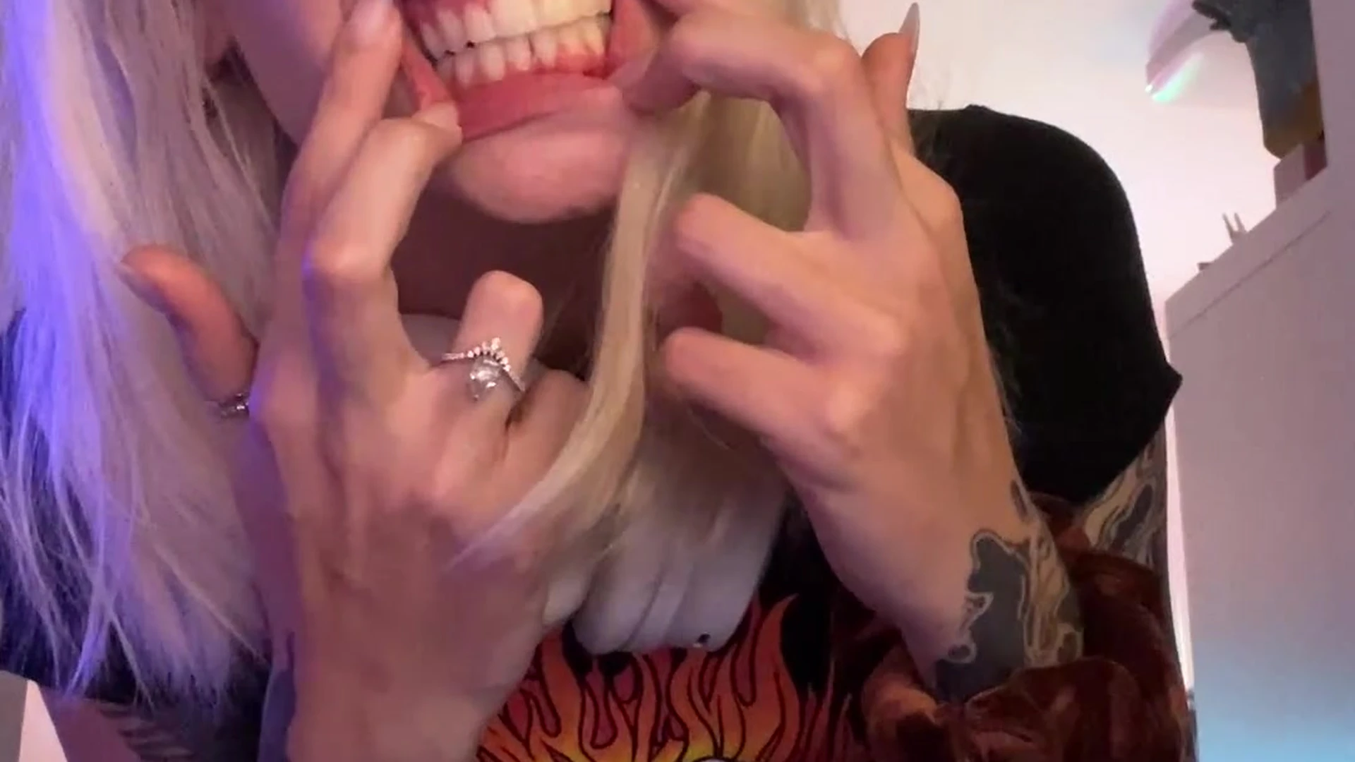 cute caucasian babyfooji sexy