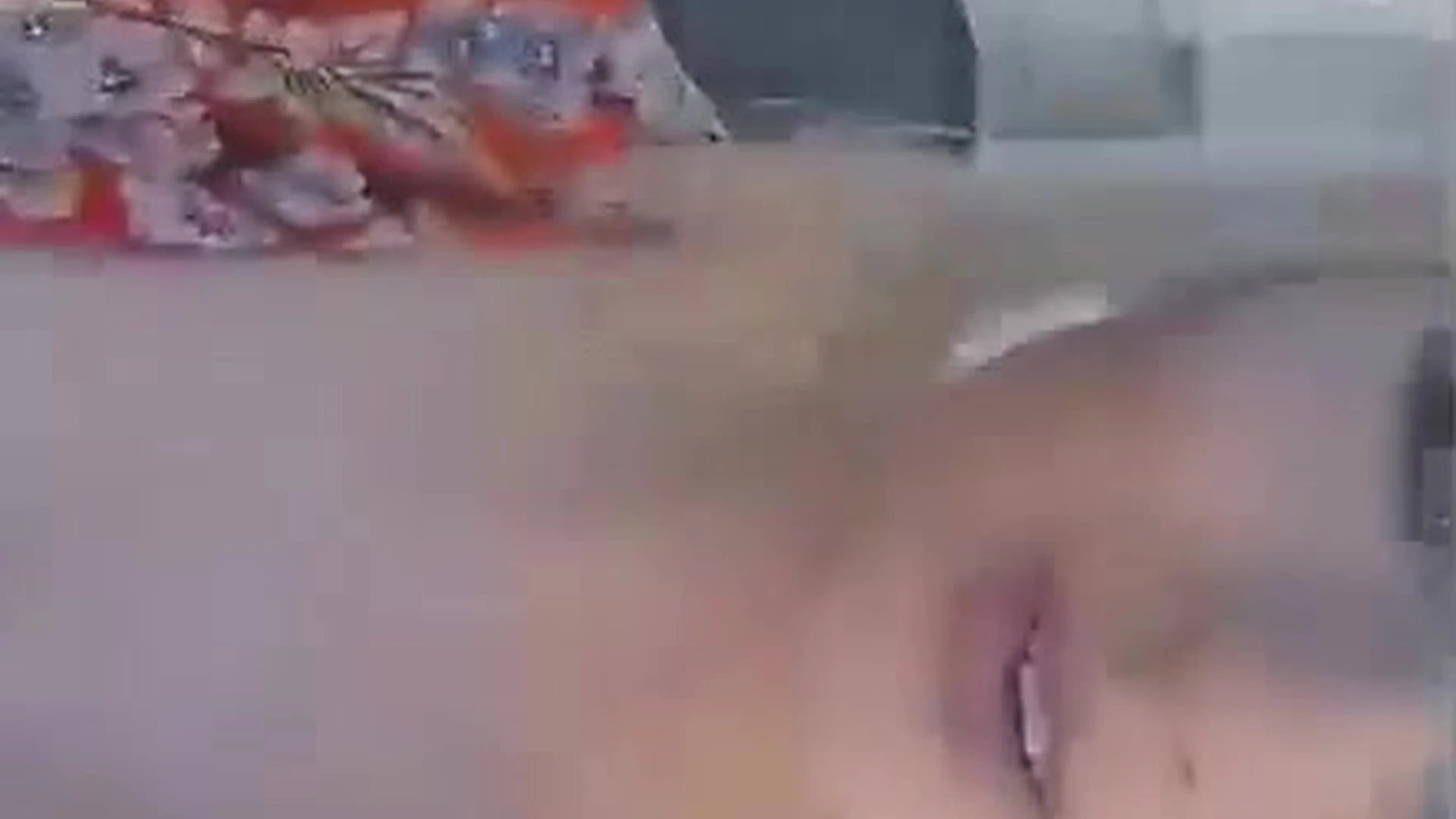 petite Kayla Erin joi