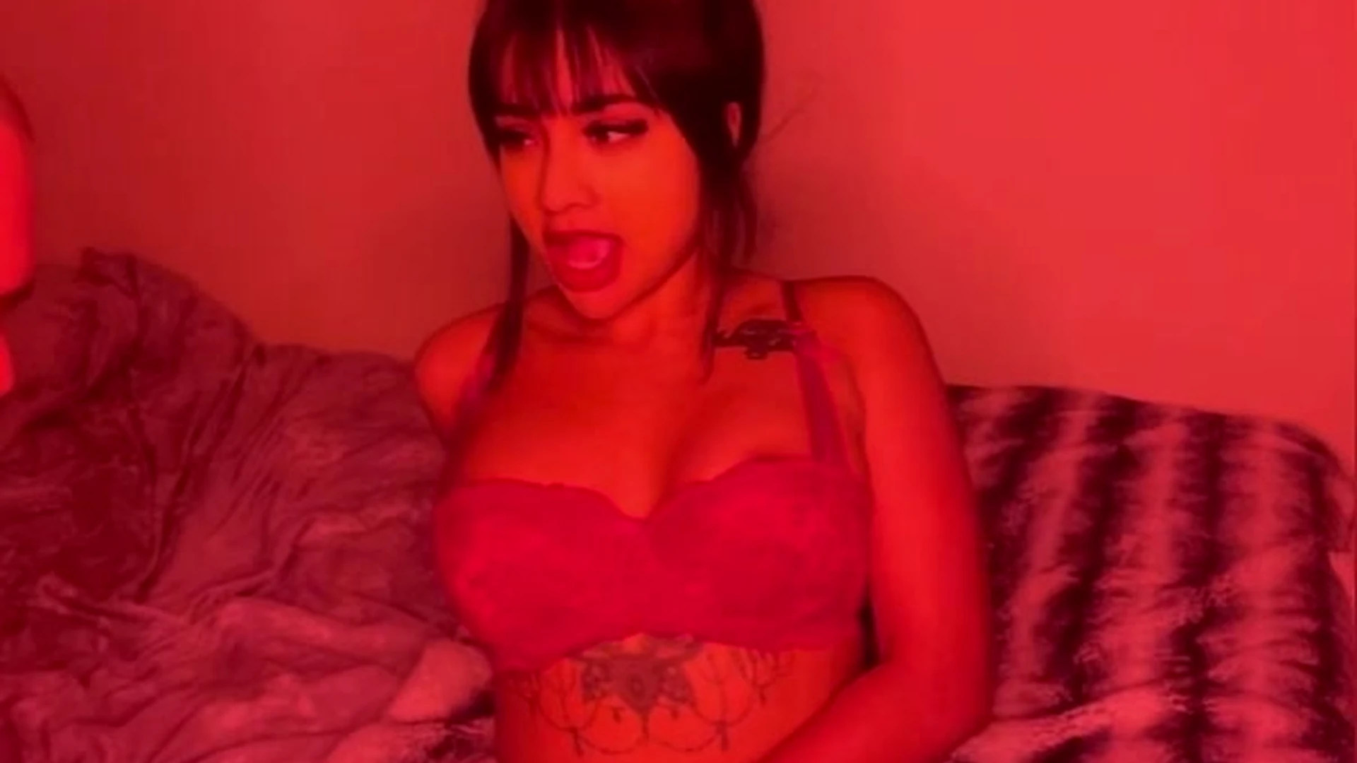 Asian Yasmina Khan Leak Onlyfans Clip