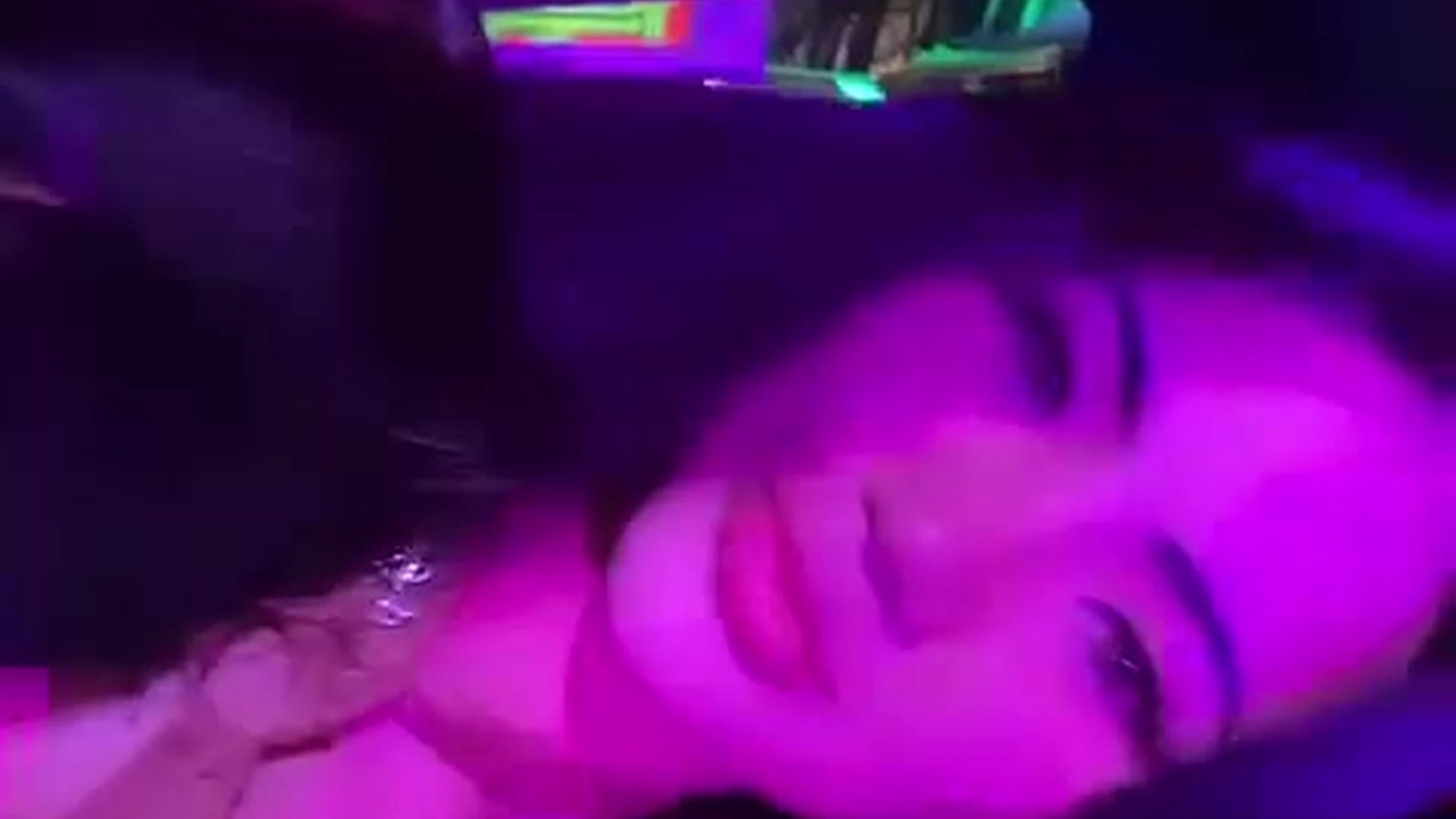 Adventurous  Petite praewasian l e a k e d