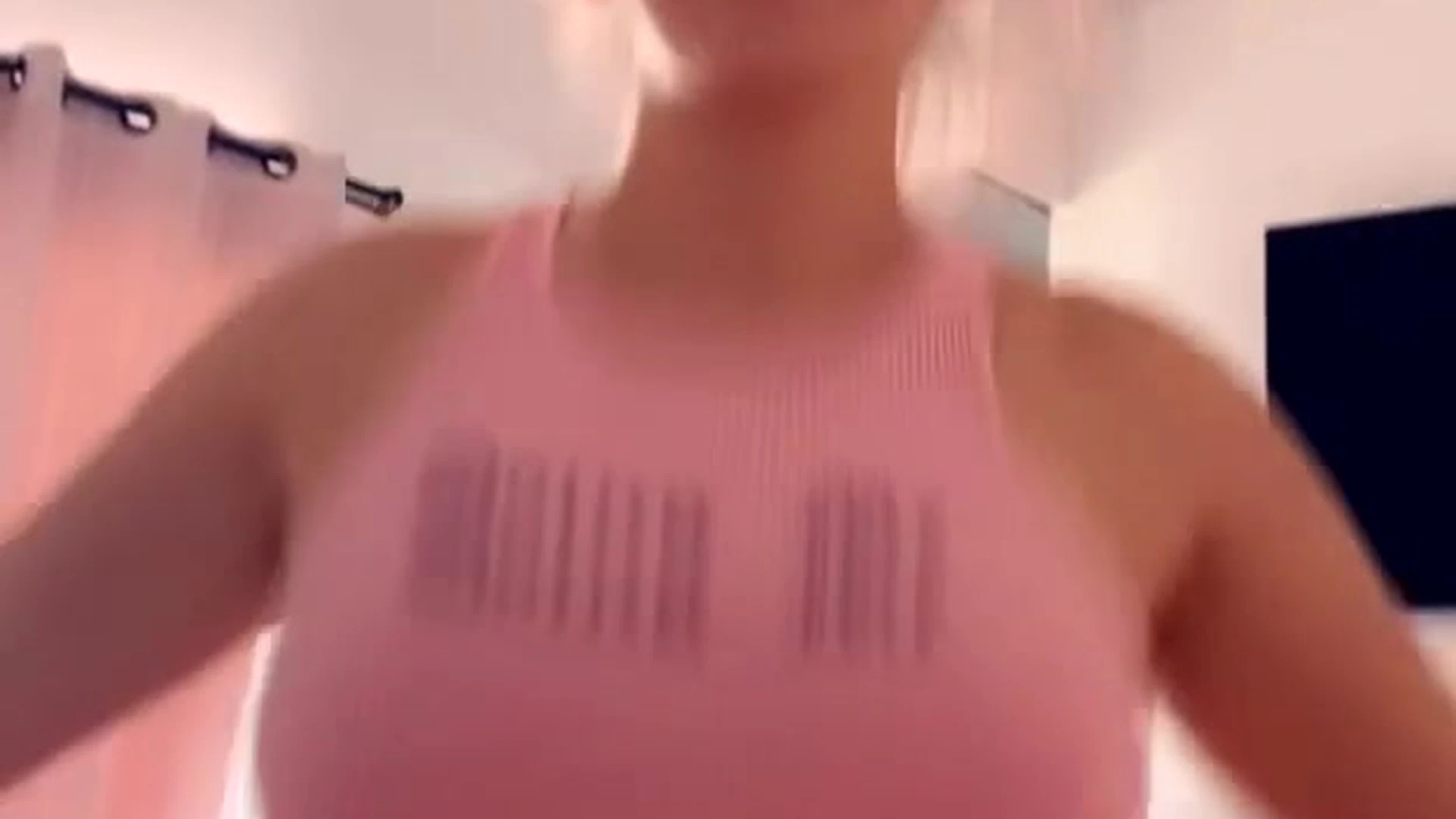 hotie Caucasian Kendra Sunderland Onlyfans nude EPIC