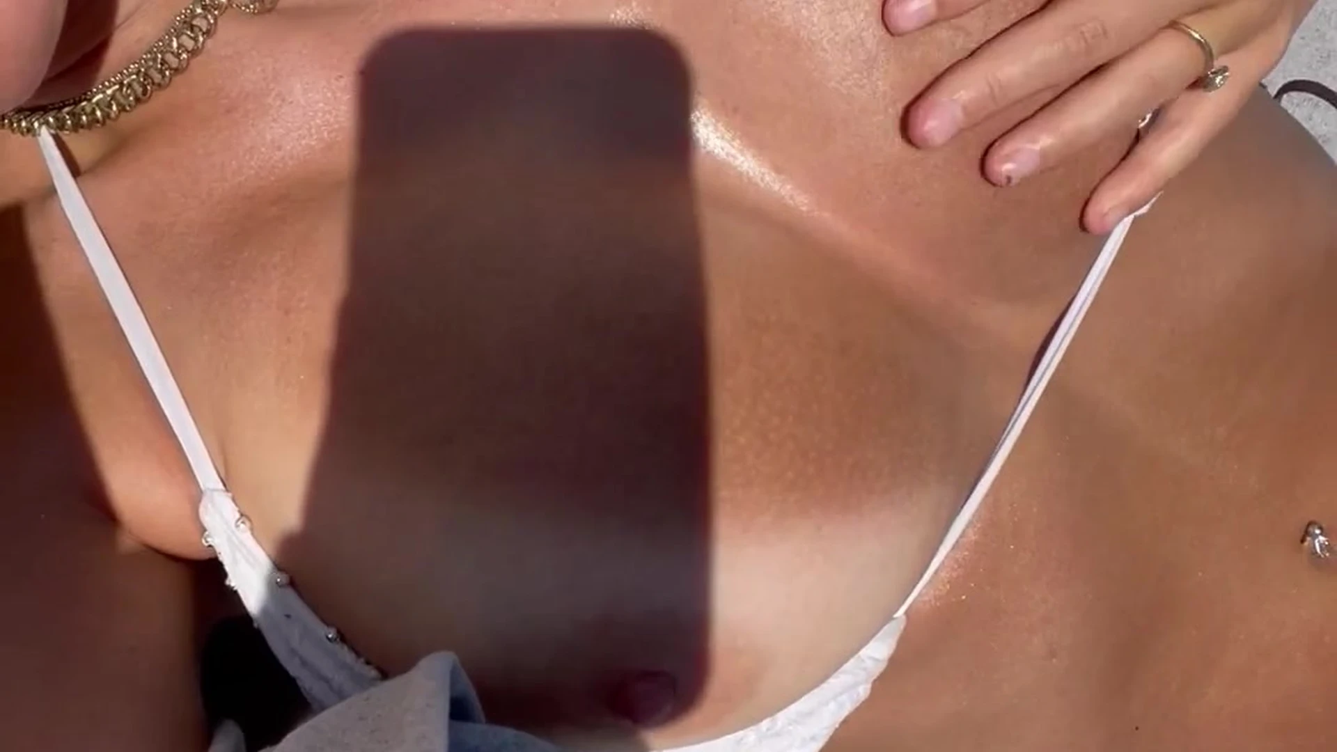 Adventurous  Blonde kandjbaby porn pic Sensational