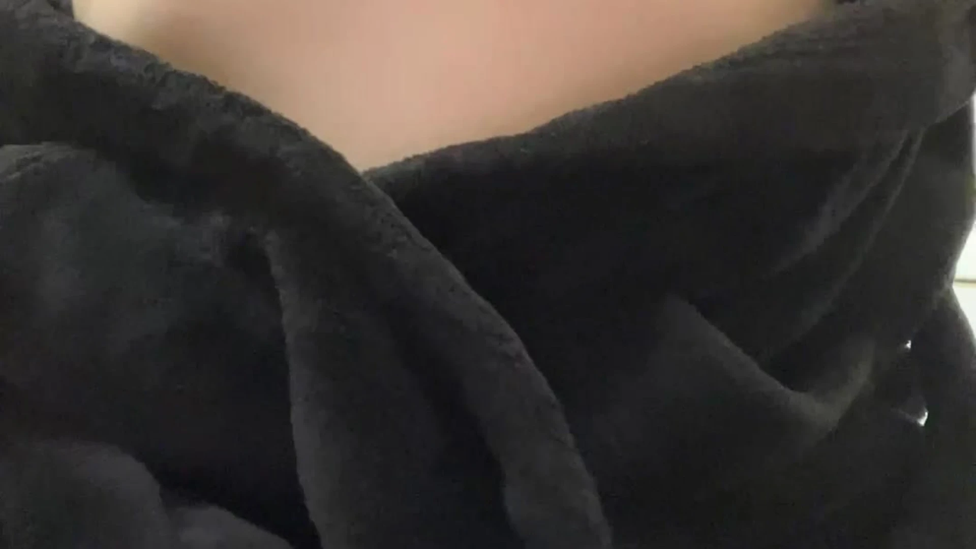 attractive brunette Lila Layne ass Exposed