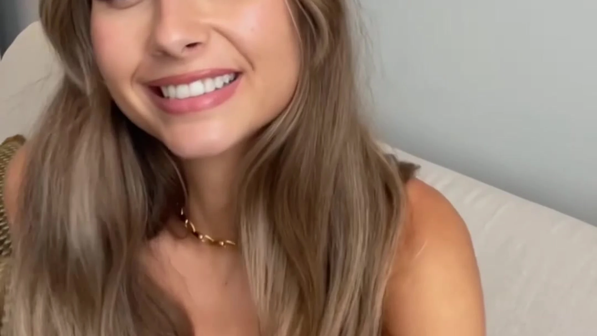 thirst poster sucking Caucasiam Lillian Phillips porn