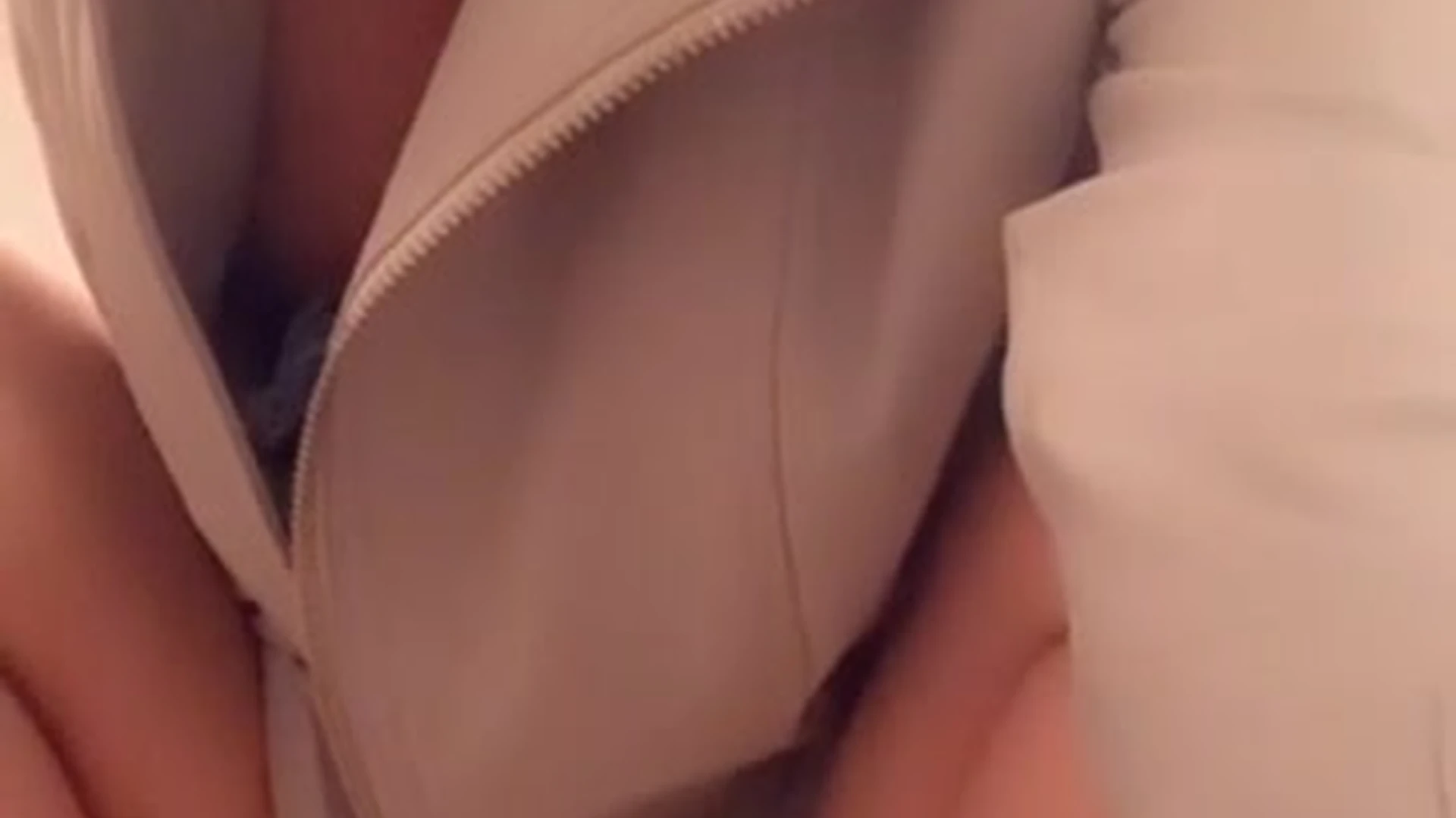 Angelic MILF Kit Mercer boobs