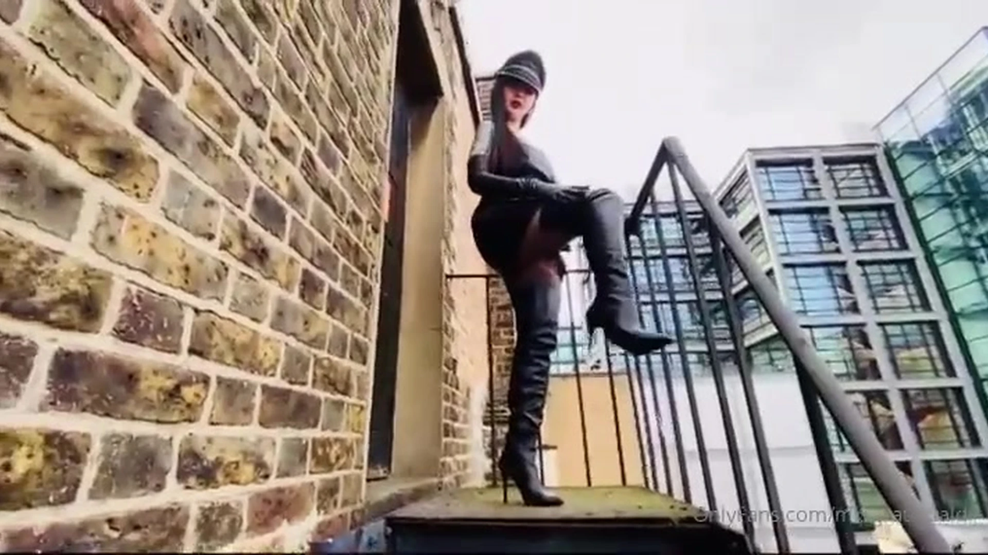 Exposed Effervescent  sexy Mistress Patricia instagram