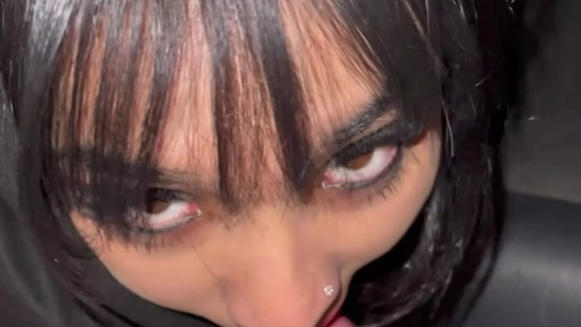 Slut Yasmina Khan of