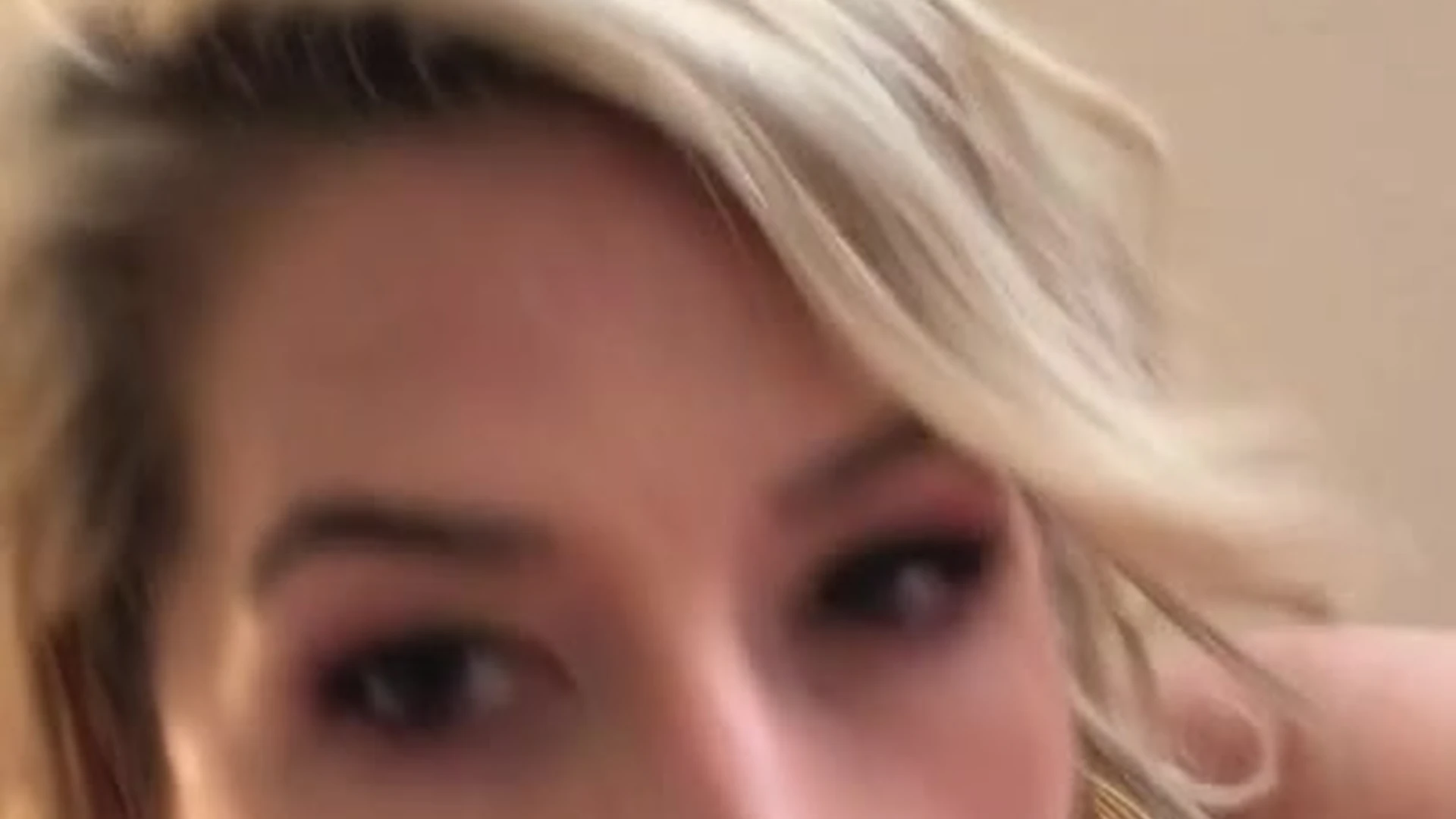 cute Dripping MILF Kit Mercer sex