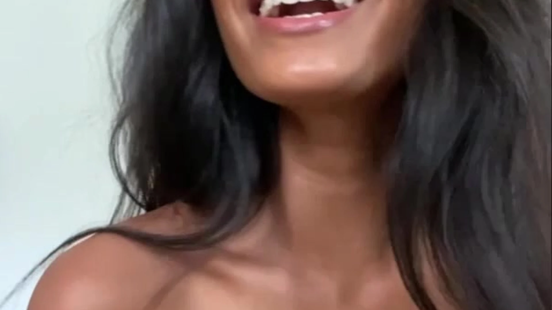 thirst poster Asian Putri Cinta sexy