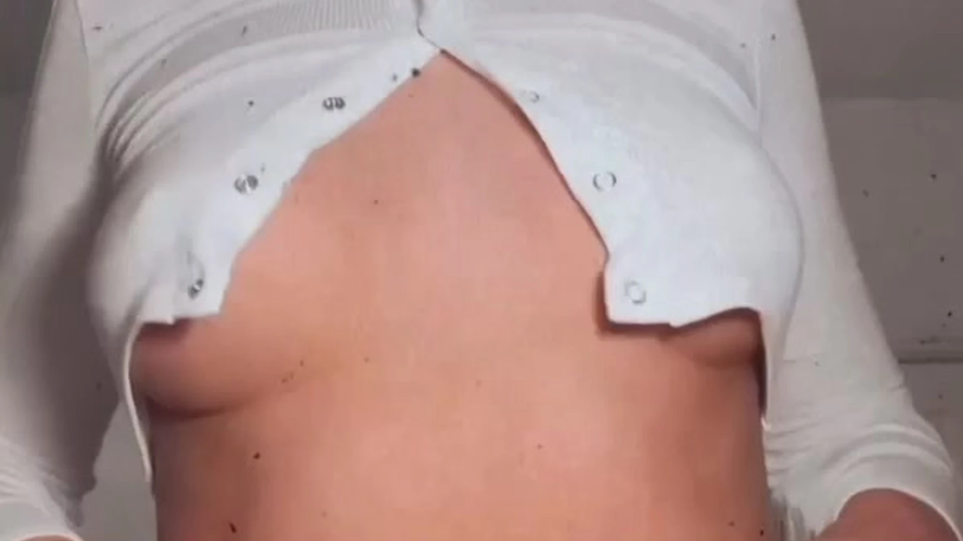 Caucasiam Lillian Phillips leaked pic