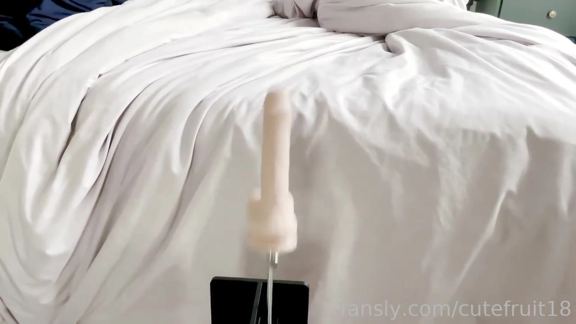 Epic Small Tits cutefruit18 onlyfans leak pic