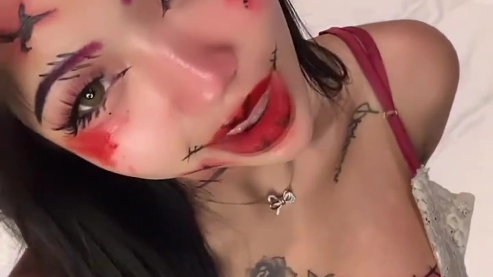 maneater Petite praewasian fapello Exclusive full vid