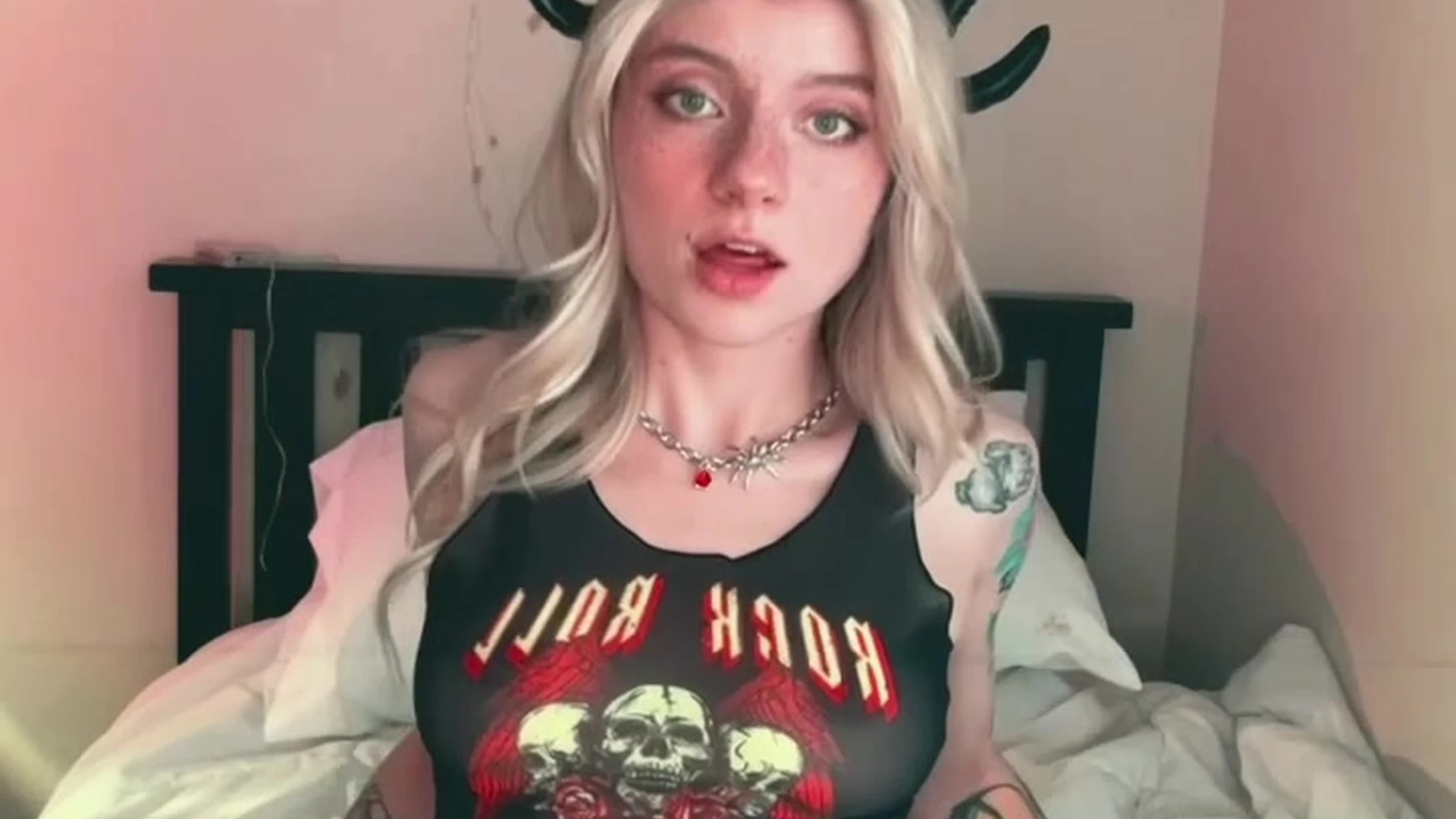 Babe Sweating Small Ass Imsadspice Nude leaks