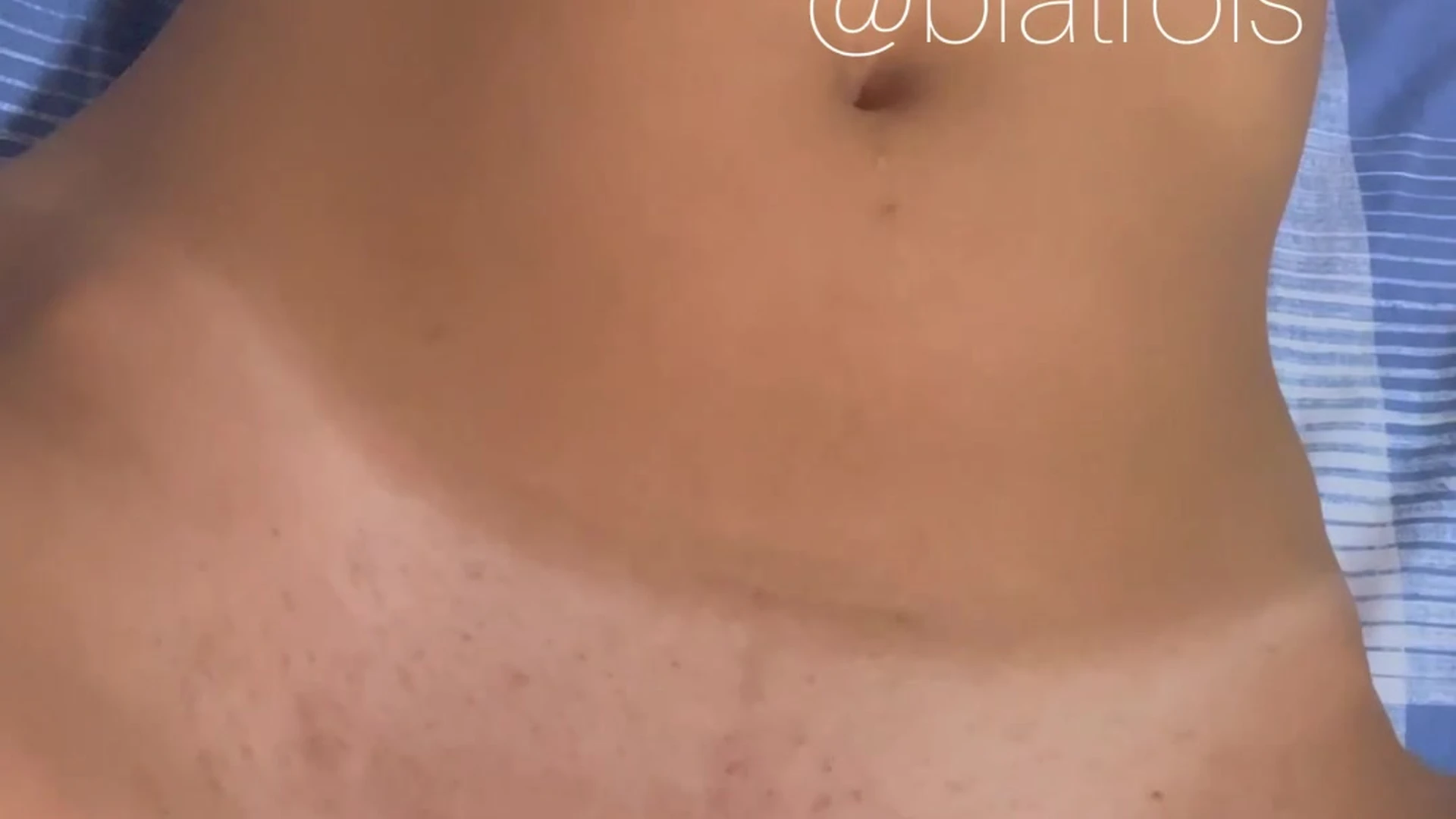 Natural boobs Biatrois sex leak