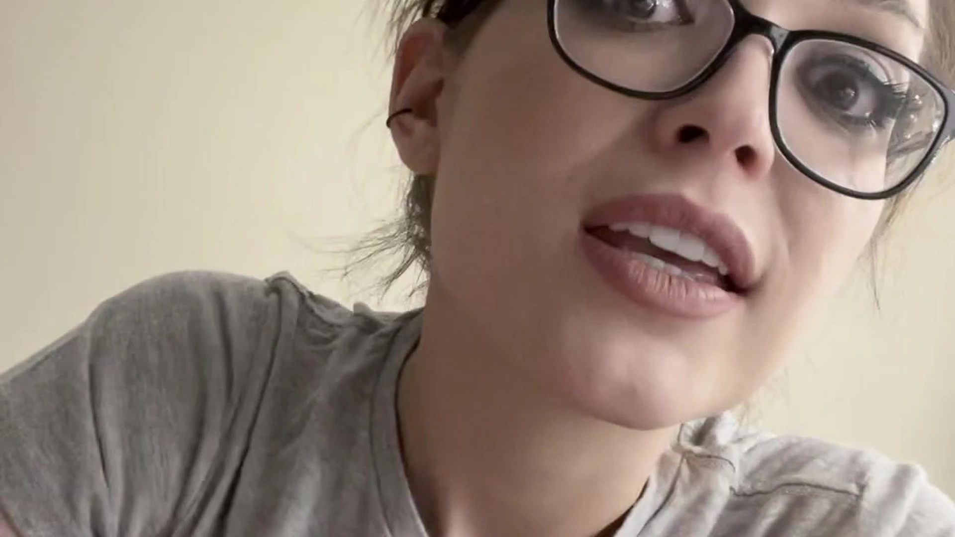 Captivating  Redhead Tessa Fowler sexy onlyfans leak