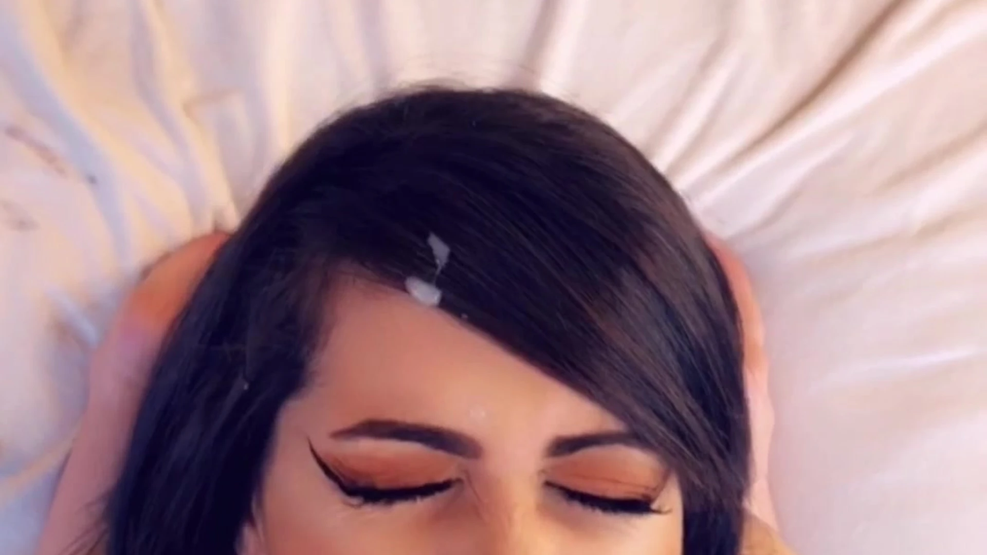 Exposed small tits Ariana Mumtaz nude porn leak