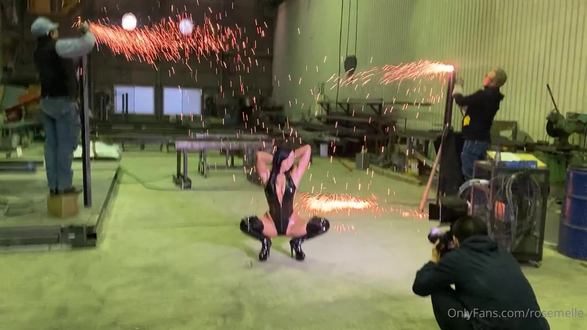 Benevolent babe Rose Melle Naked Leaks