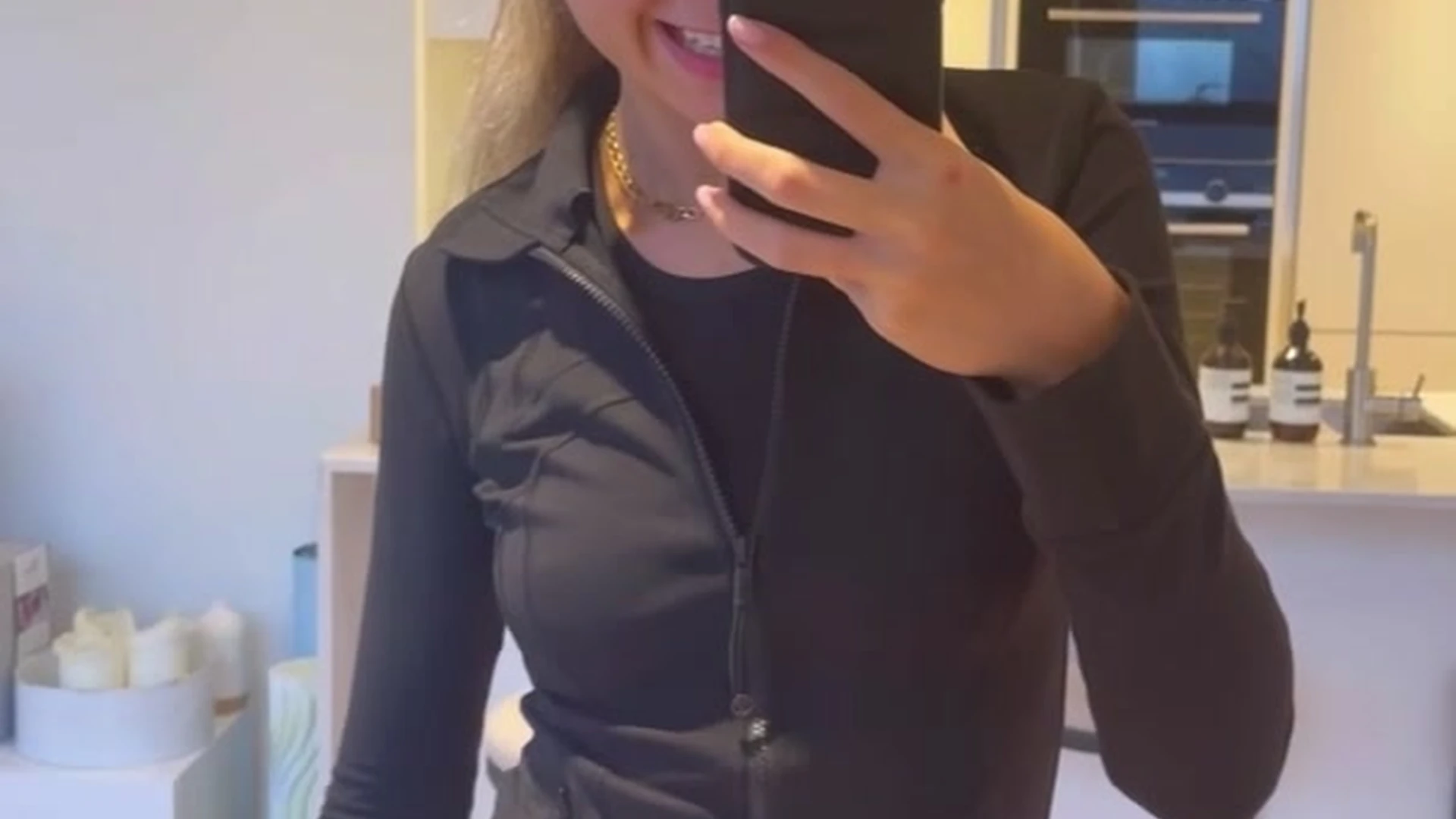 influencer Dripping Small Ass Lillian Phillips pic leaks