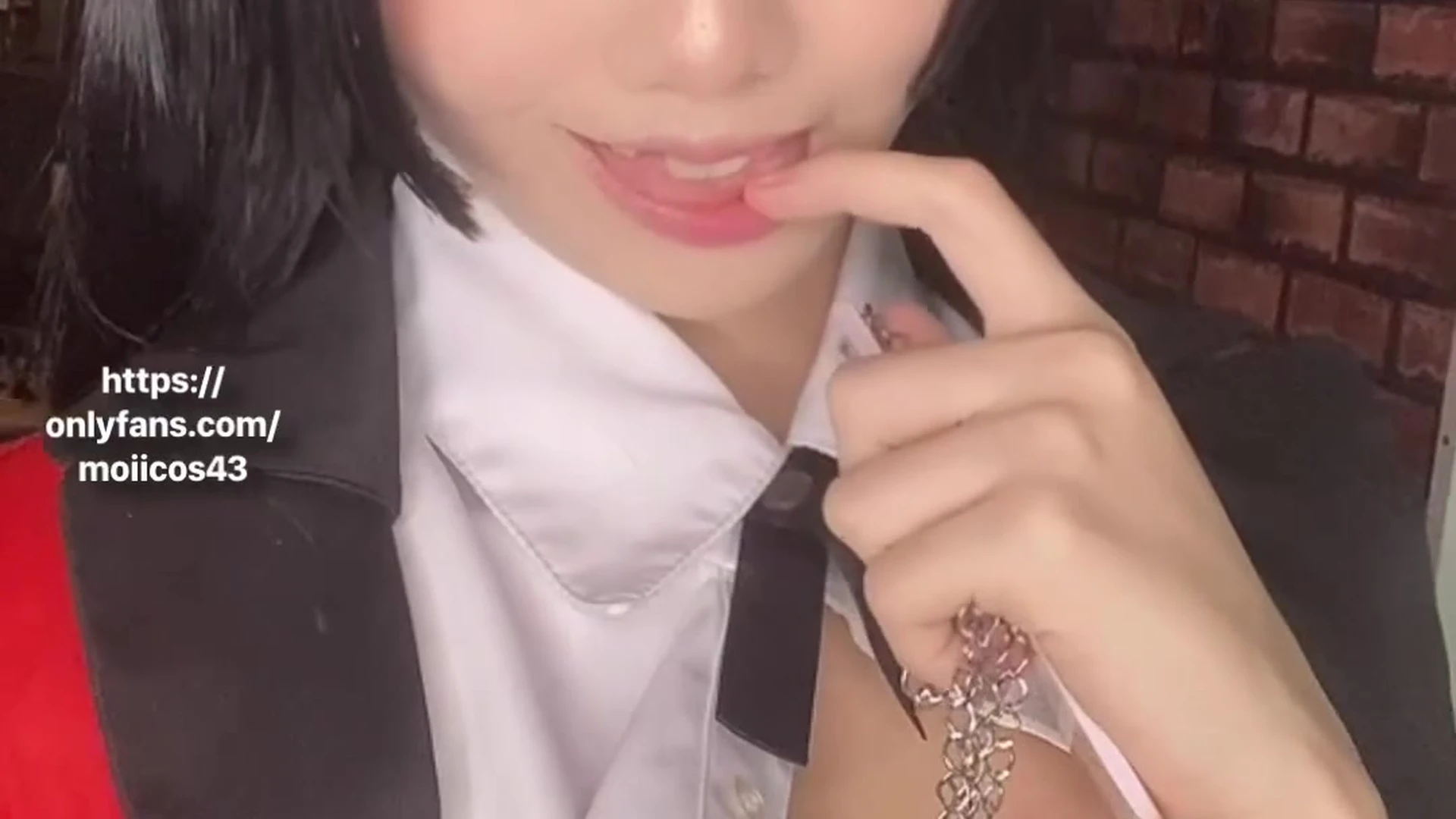 celeb wannabe Fake Tits moiicos43 Leaked Clip Epic