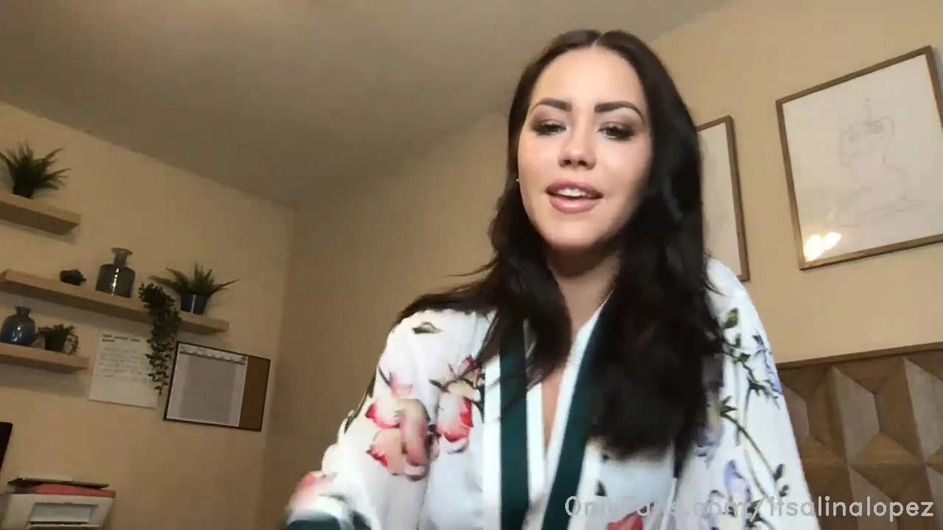 Exposed cute caucasian Alina Lopez Nude exposed EXCLUSIVE VIDEO