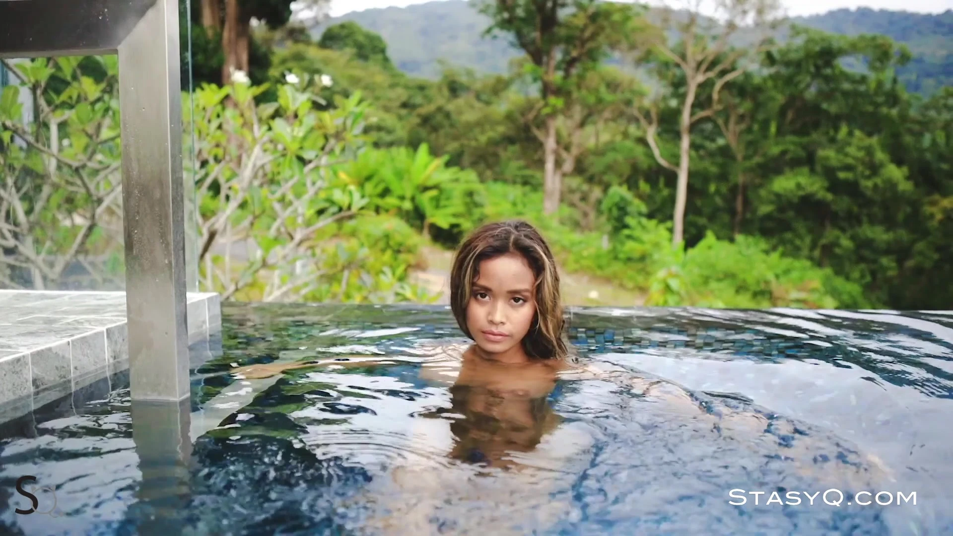 EPIC bitch Petite Putri Cinta fucked