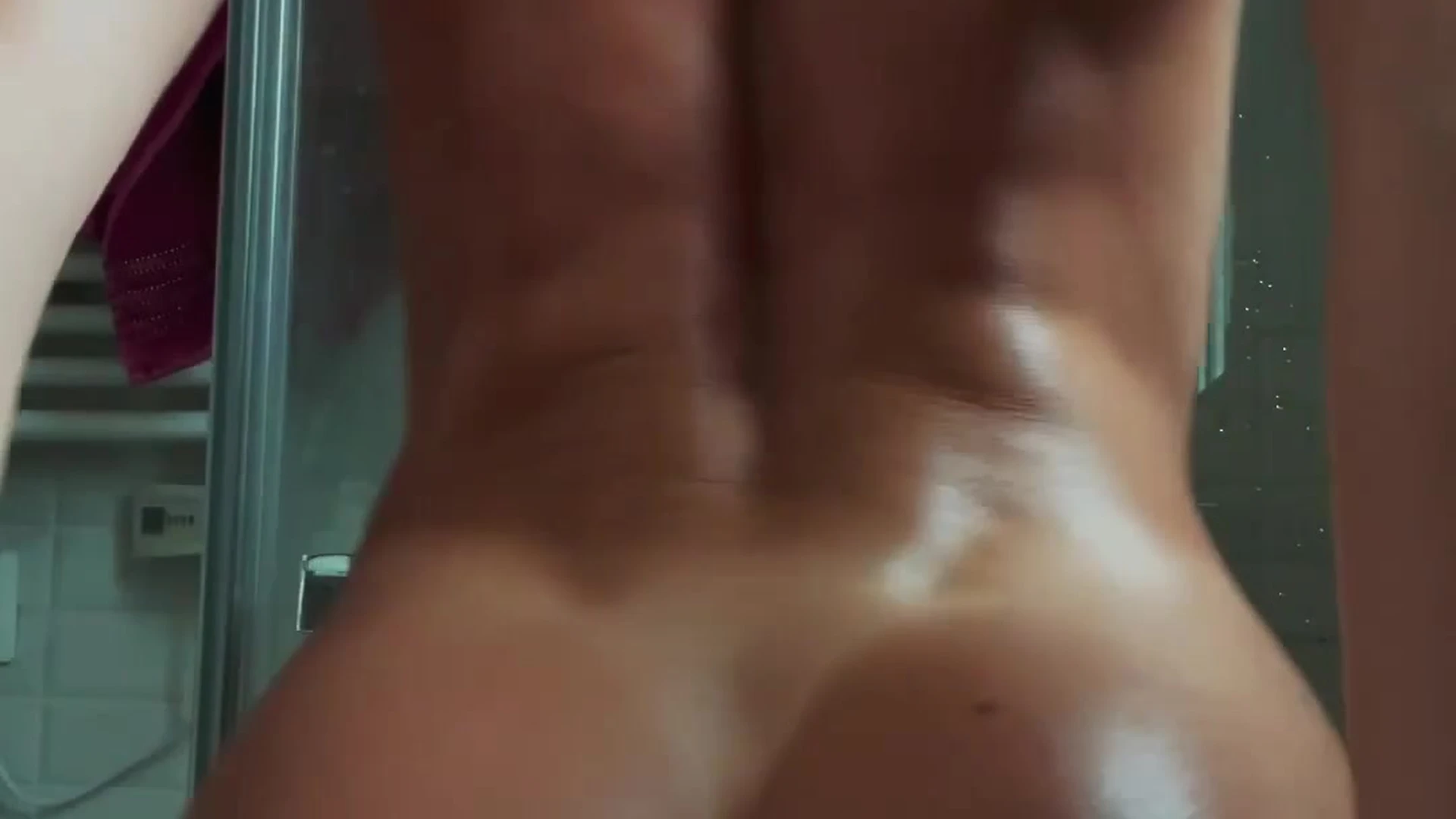 Sensational Small Ass Leolulu nude ass