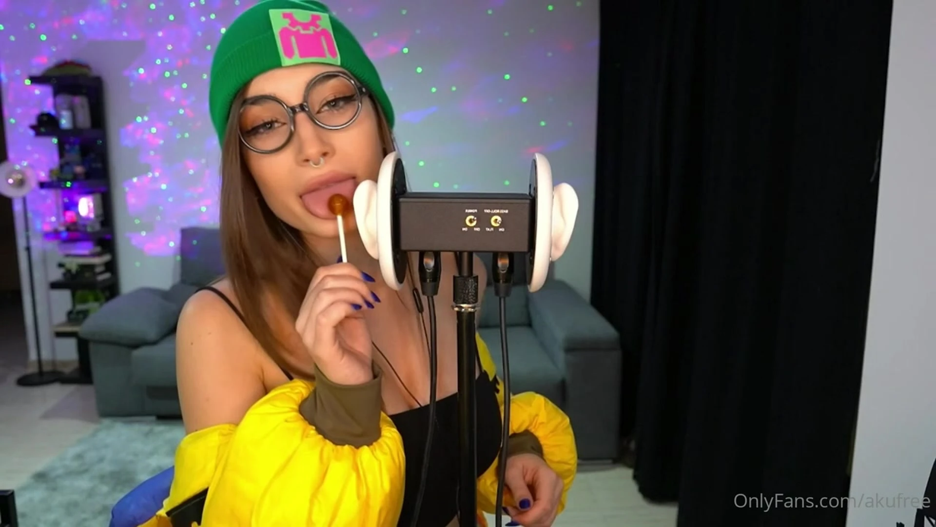 wonderful slim akumagirl nude tits Epic