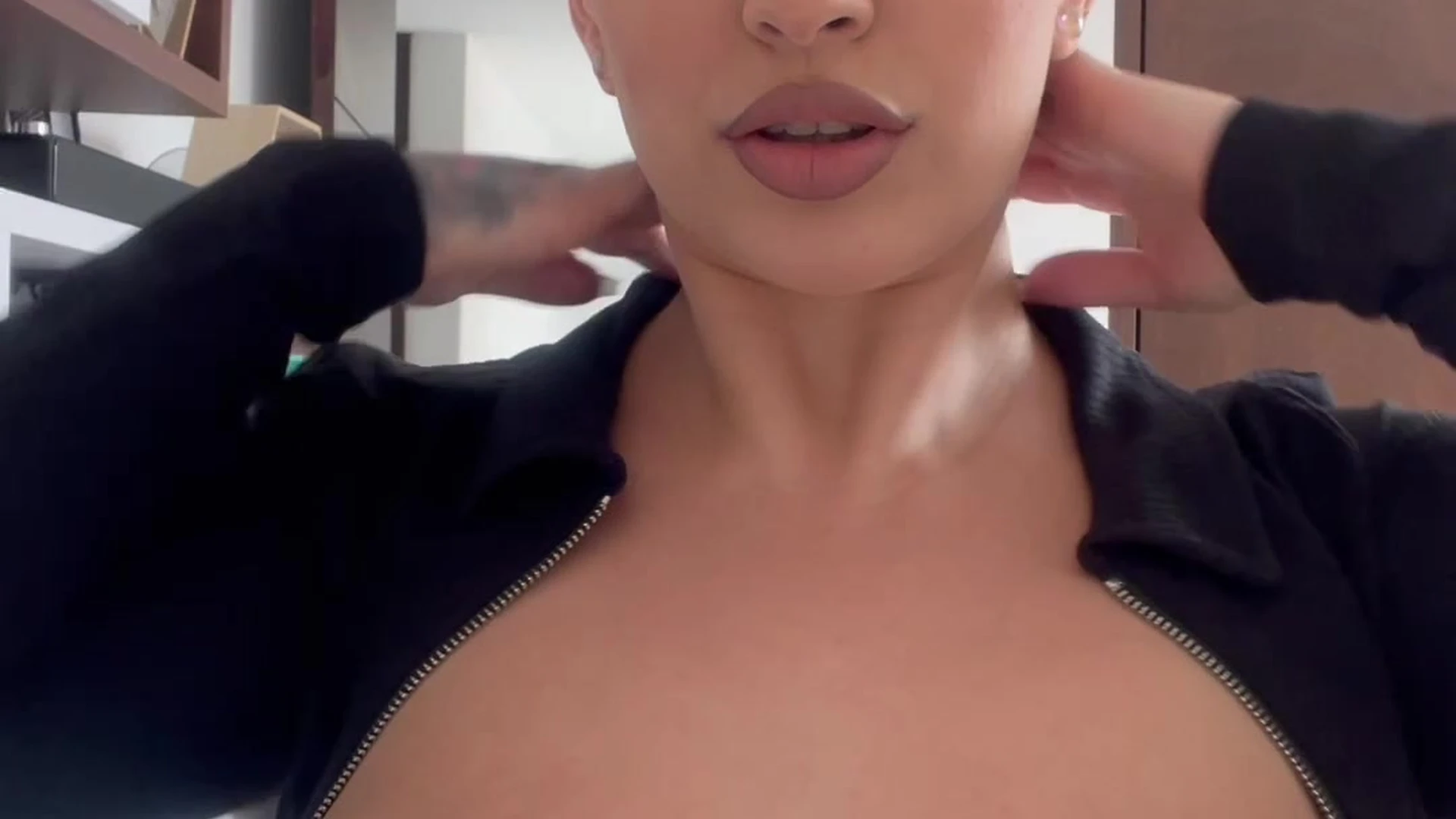 Big Tits amarettoh Fansly leaks