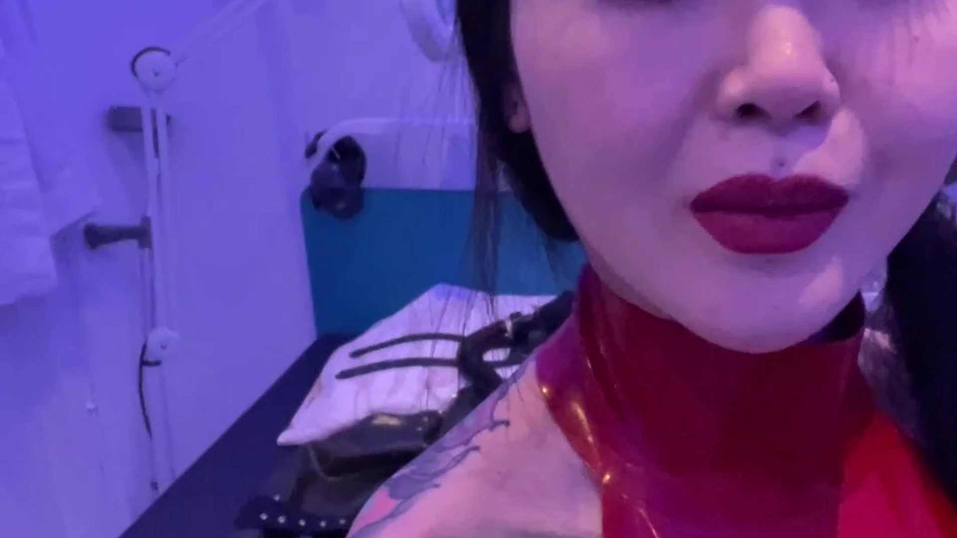 Sensational small ass Mistress Patricia nude