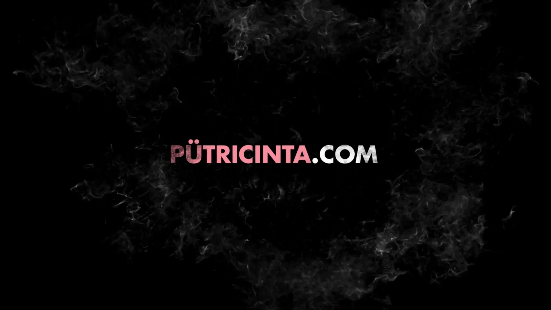 Devoted Sweating Indonesian Putri Cinta Nude exposed