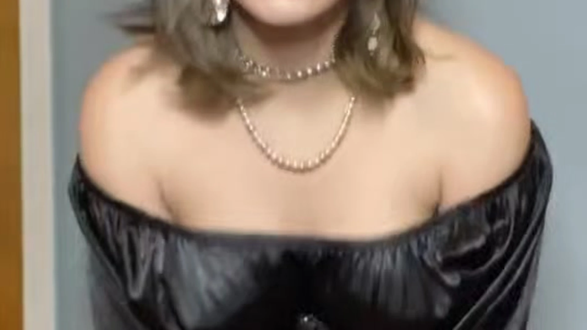 Natural Boobs LowKeyDeadInside Naked Leaks Epic