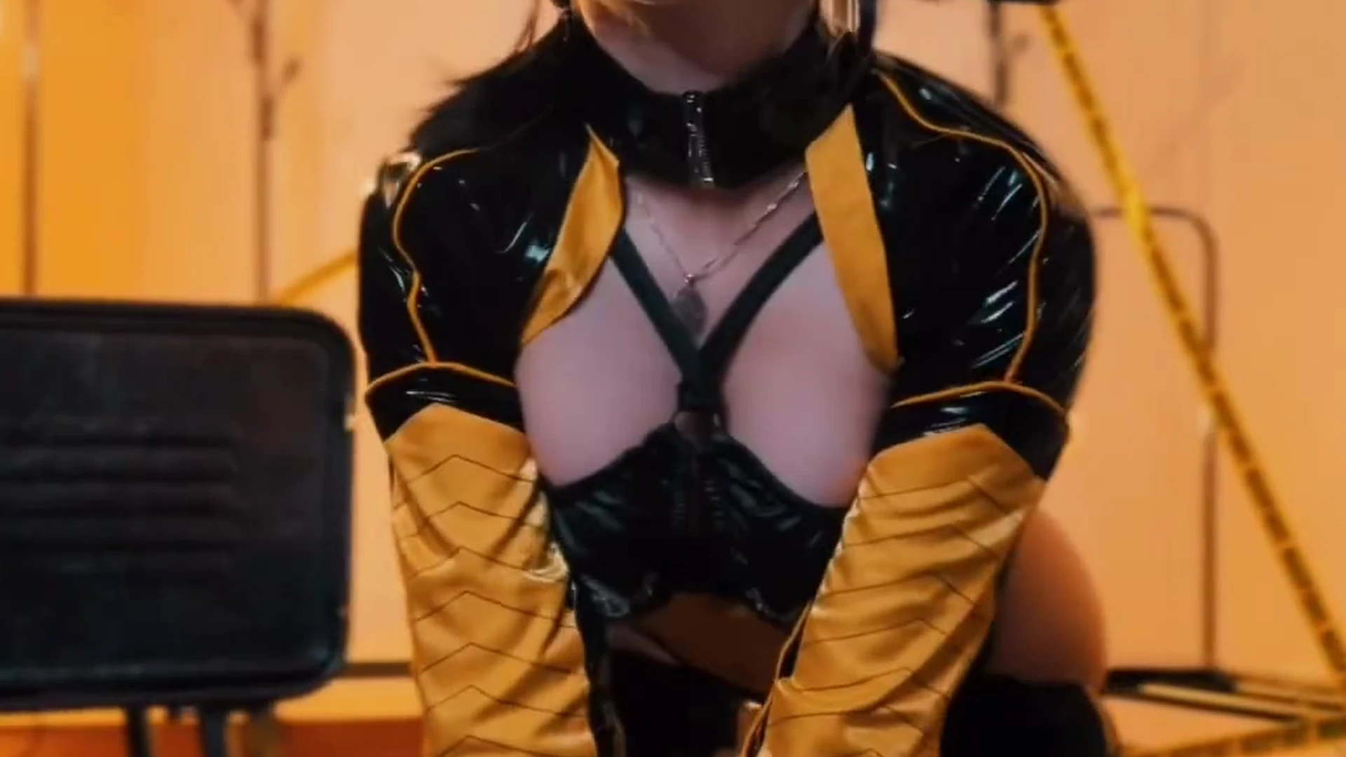 cum dumpster Fake boobs amanda welp pic leak fullvideo