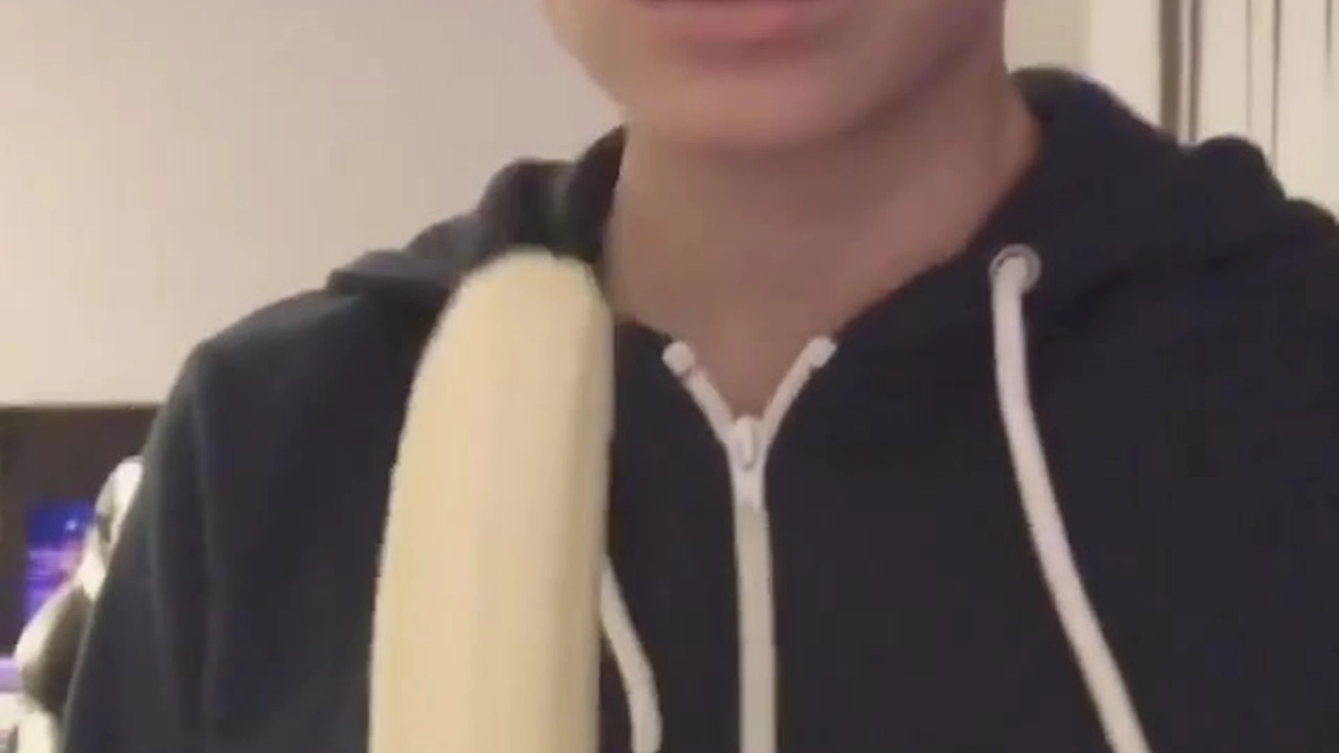 Magnetic  Dripping fake tits Kayla Erin blowjob