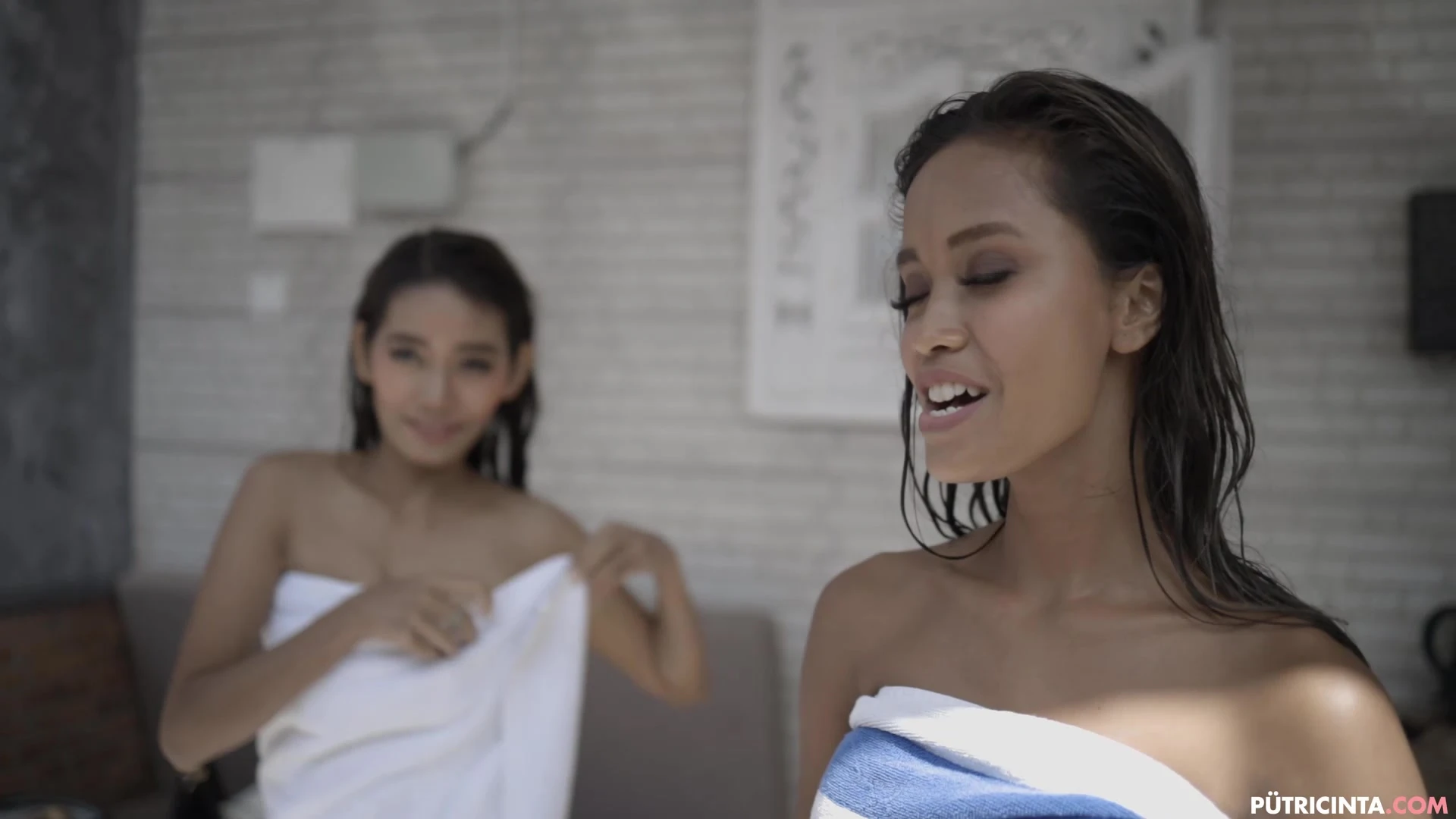 Epic shy Indonesian Putri Cinta nude leaks full video unreleased