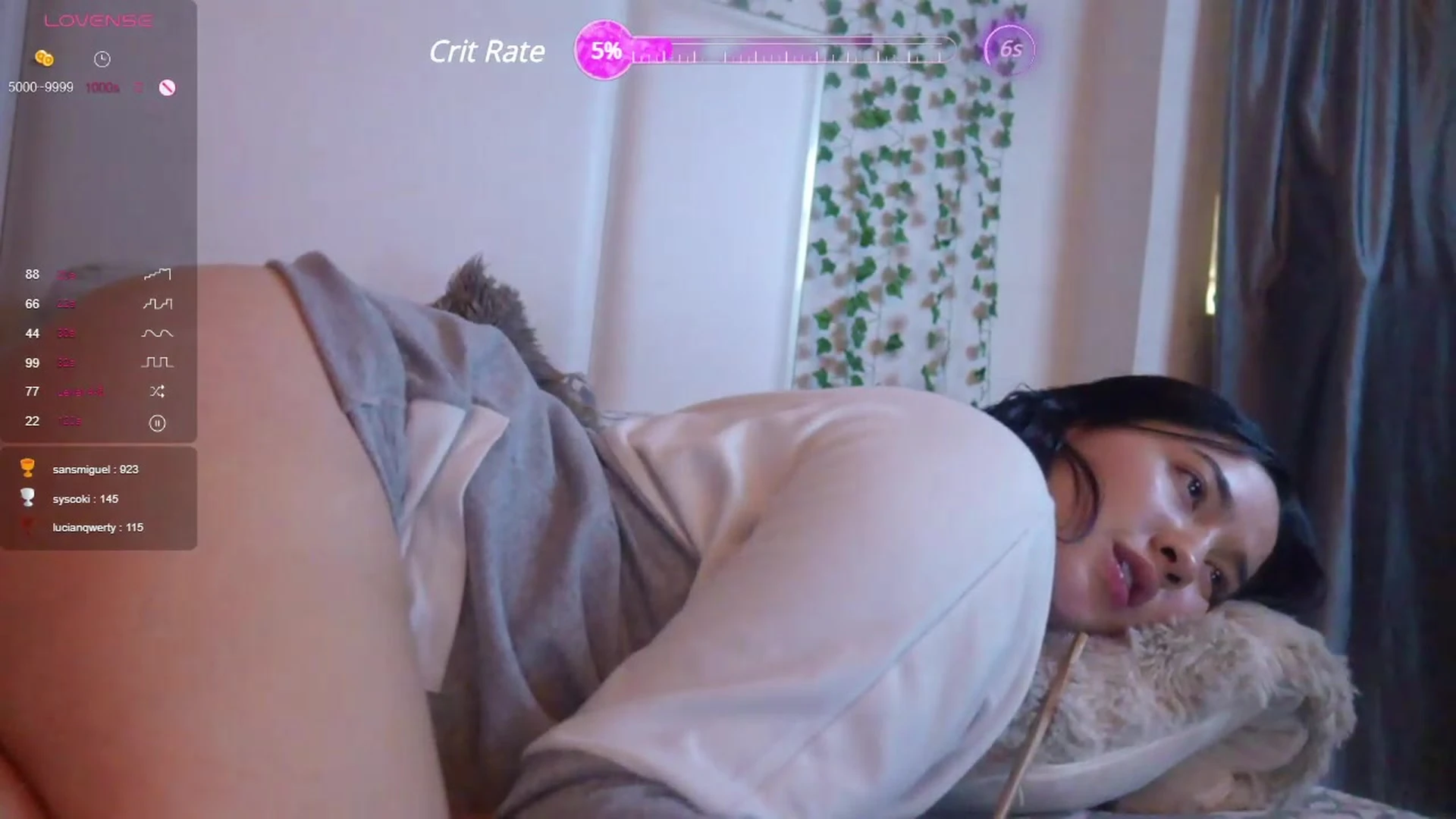 Petite Heatherbby porn pic